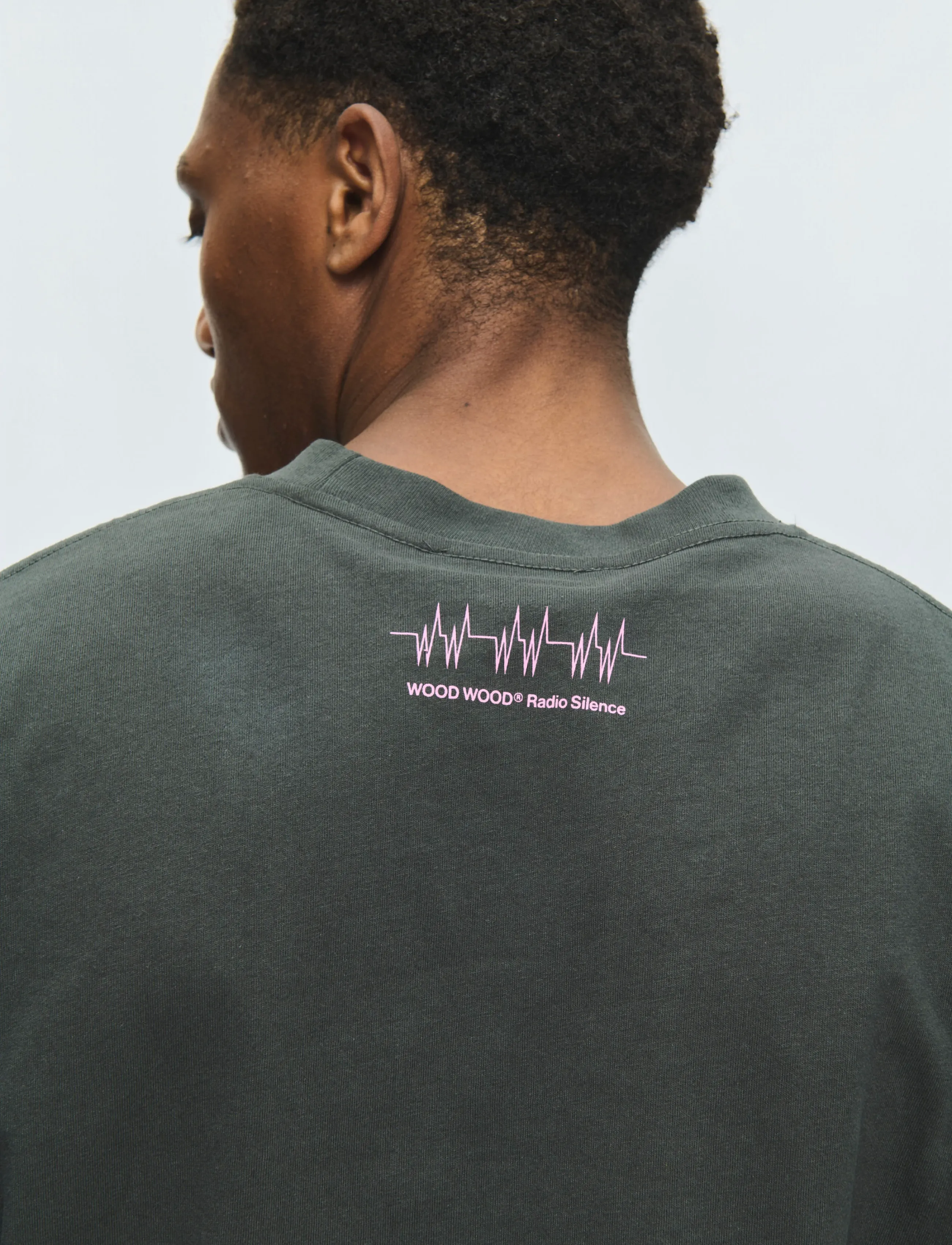 WOOD WOOD - WWGary radio tee 25220 - kortärmade t-shirts - pirate black - 5