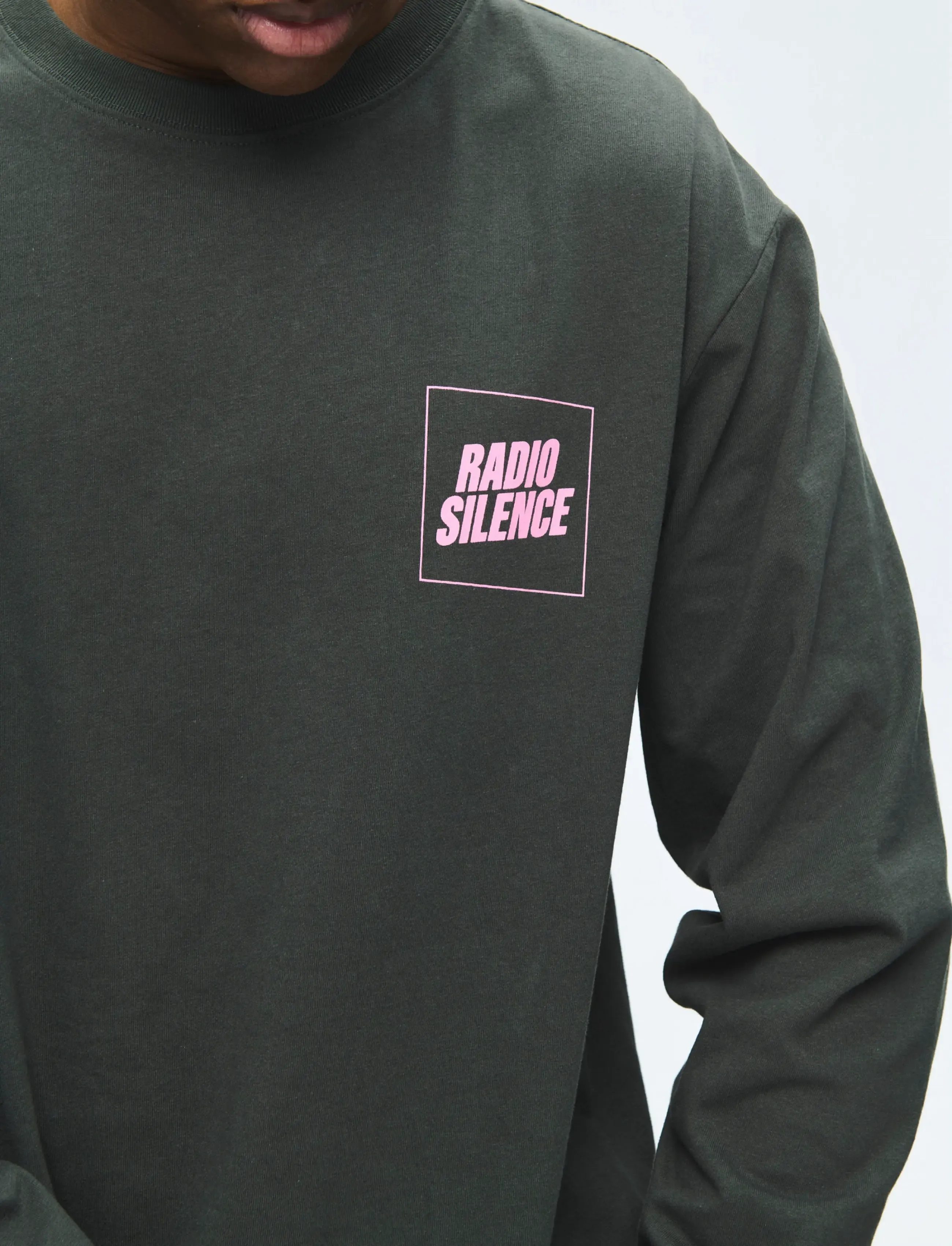 WOOD WOOD - WWRyan radio LS tee 25220 - pikkade varrukatega t-särgid - pirate black - 5