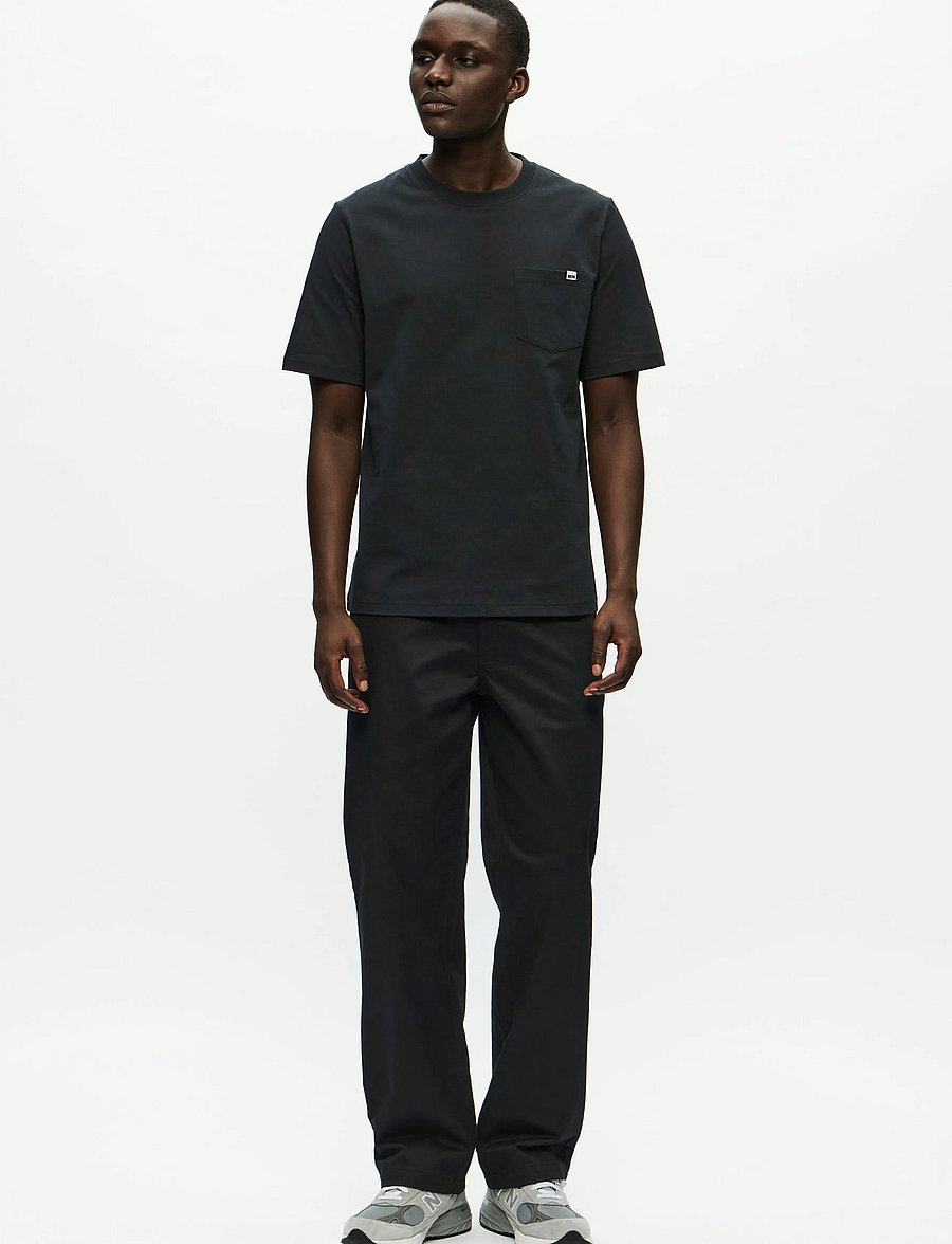 WOOD WOOD - WWBobby pocket tee 25220 - kurzärmelige t-shirts - black - 0