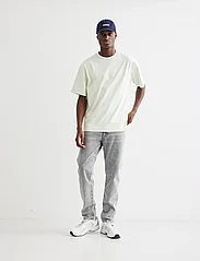 Woodbird - Doc Ash Grey Jeans - regular jeans - grey - 5