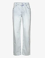 Leroy Holiday Jeans - WASHED BLUE