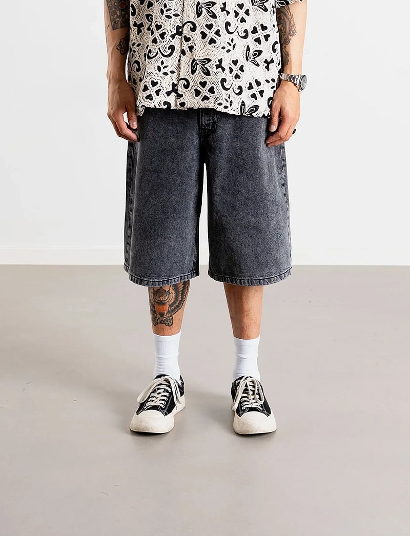 Woodbird - WBYuto Thunblack Shorts - casual shorts - dark grey - 0