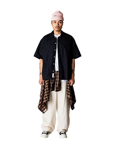 Wang Embroidery Shirt - Casual