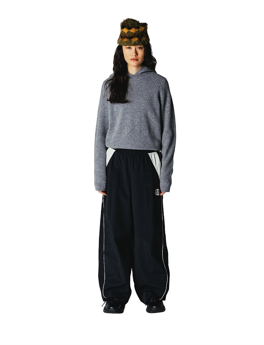 Woodbird - WBPoke Sport Pants - hosen mit weitem bein - black-off white - 0