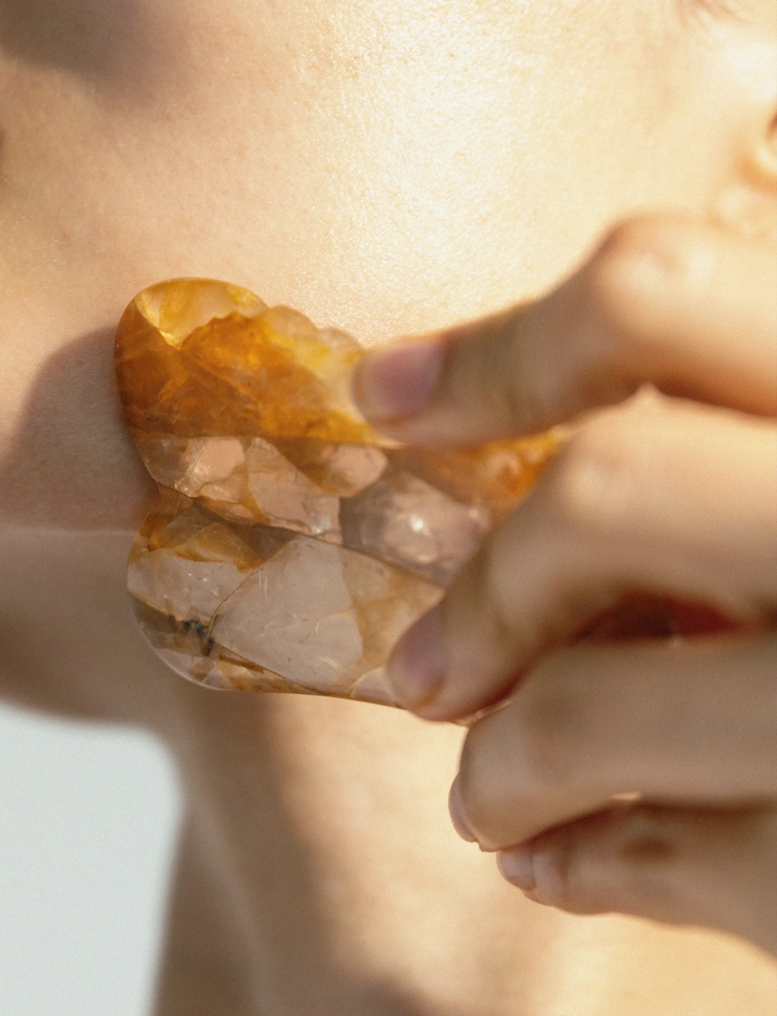 woods_ copenhagen - Sculpting Face Gua Sha - gua sha & ansiktsroller - 1017 - clear - 4