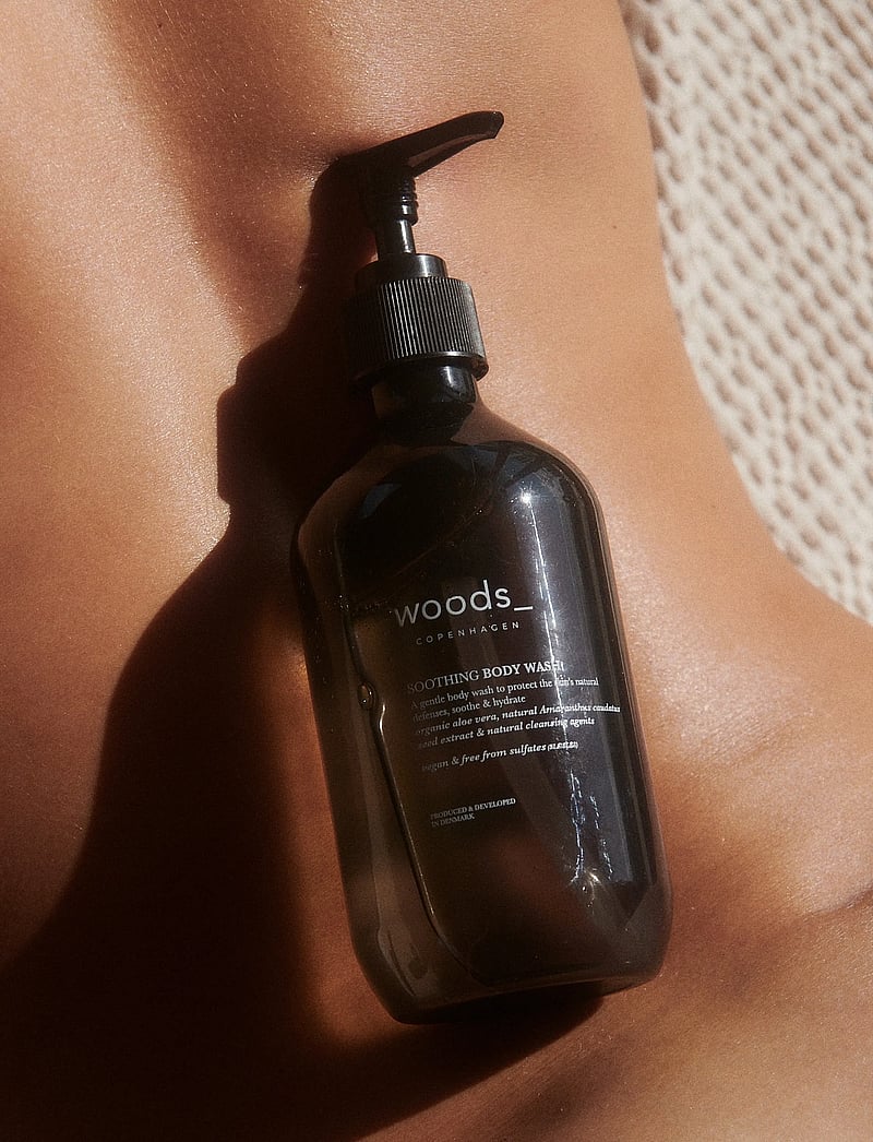 woods_ copenhagen - Soothing Body Wash - duschgel & duscholjor - 1017 - clear - 0