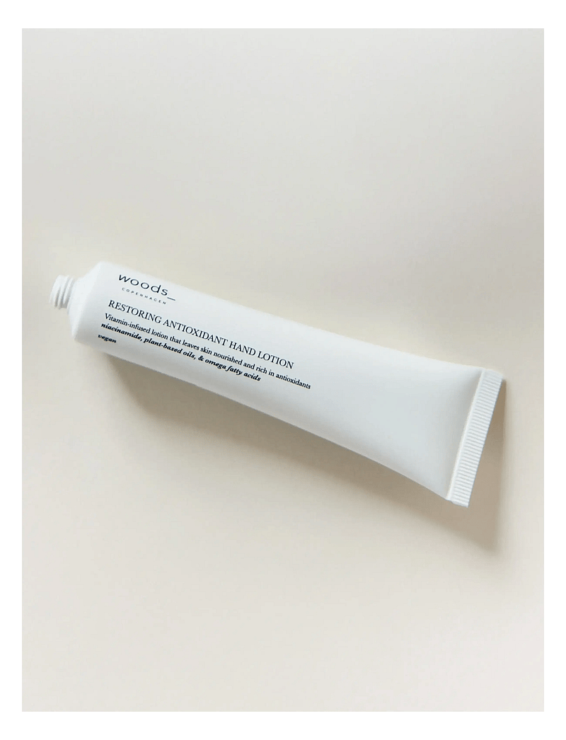 woods_ copenhagen - Restoring Antioxidant Hand Lotion - håndkrem - 1017 - clear - 2