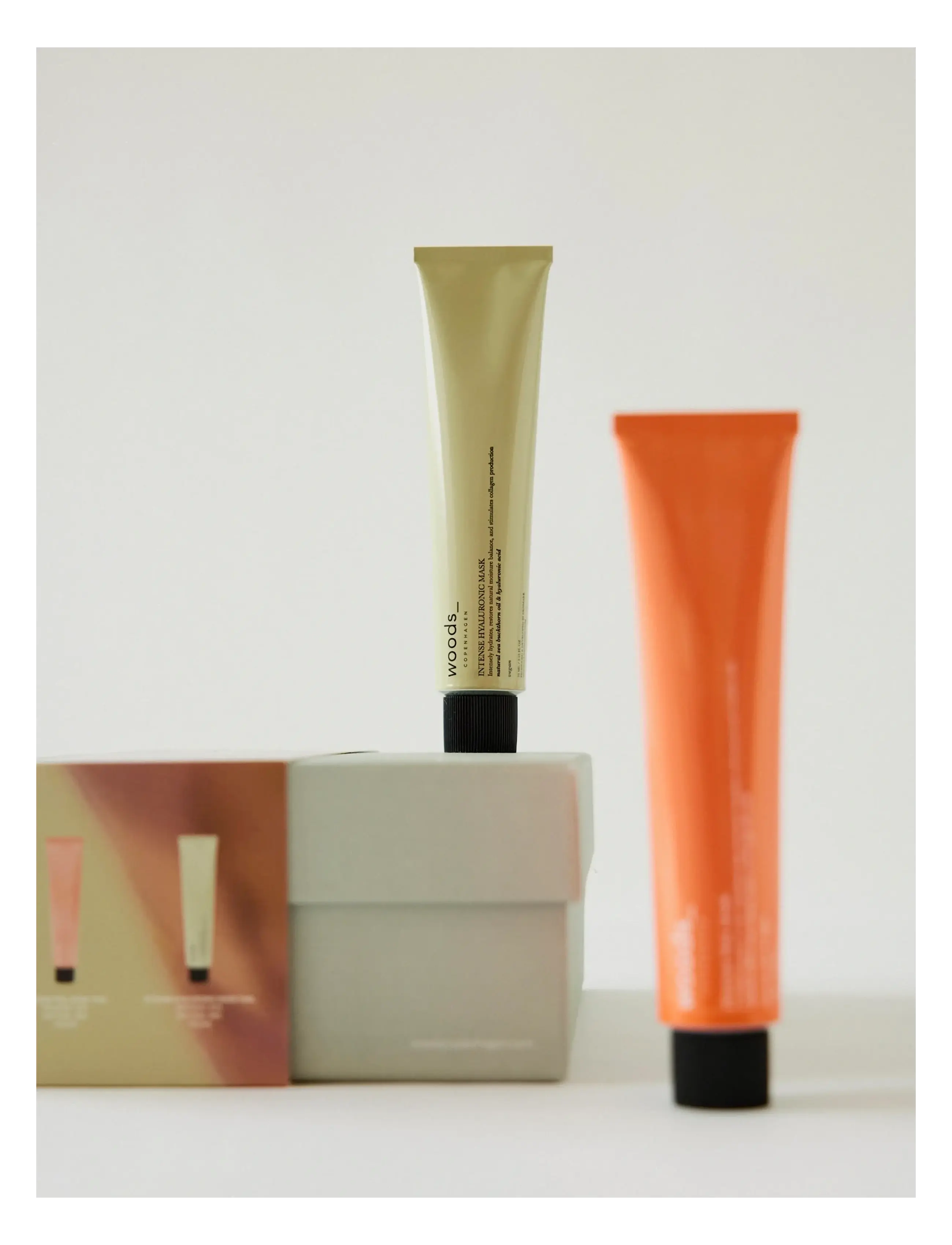 woods_ copenhagen - Peel & Plump -The Ultimate Glow Routine - ansiktspeeling - 1017 - clear - 3