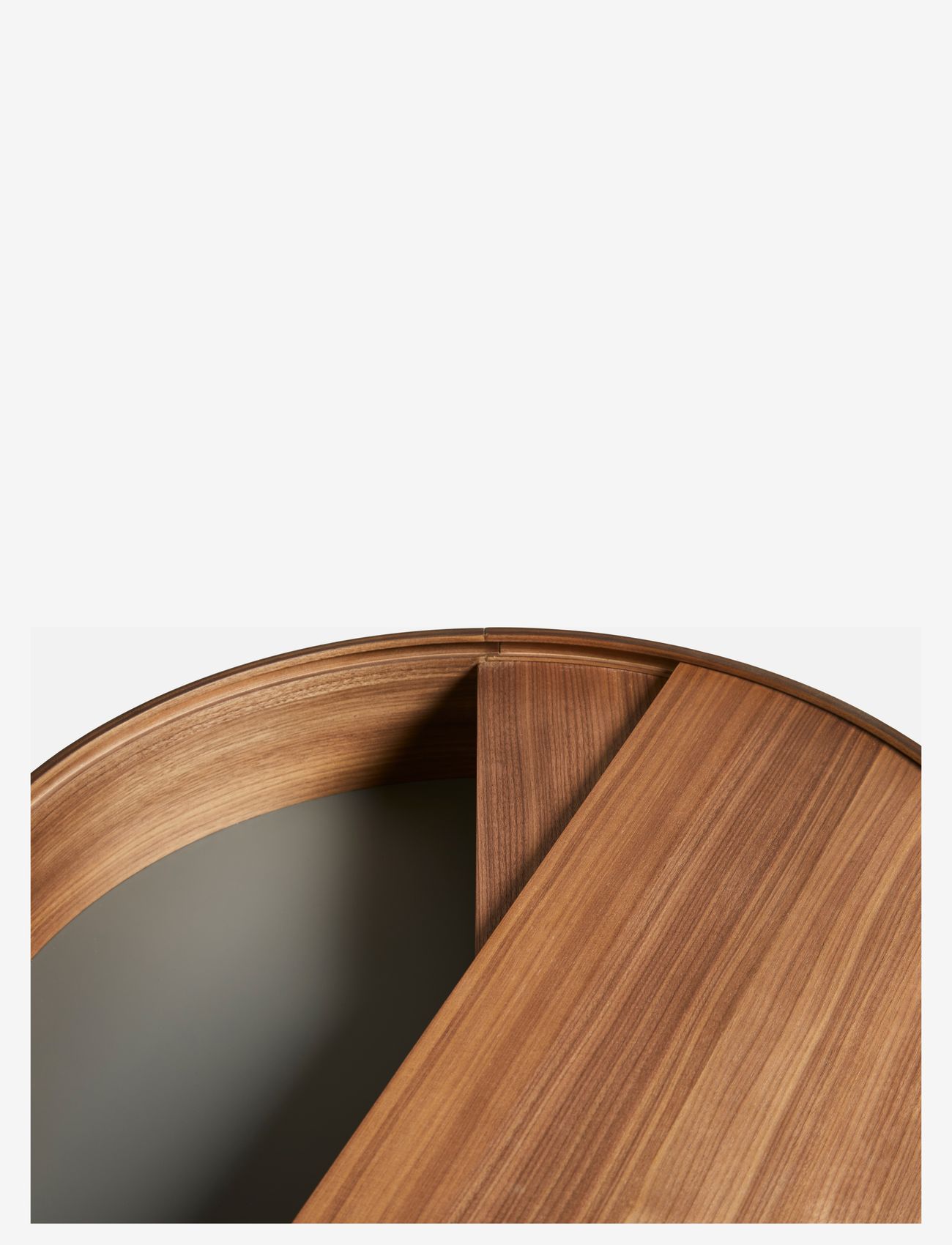 WOUD - Arc coffee table - lauad - mat laquered walnut - 1