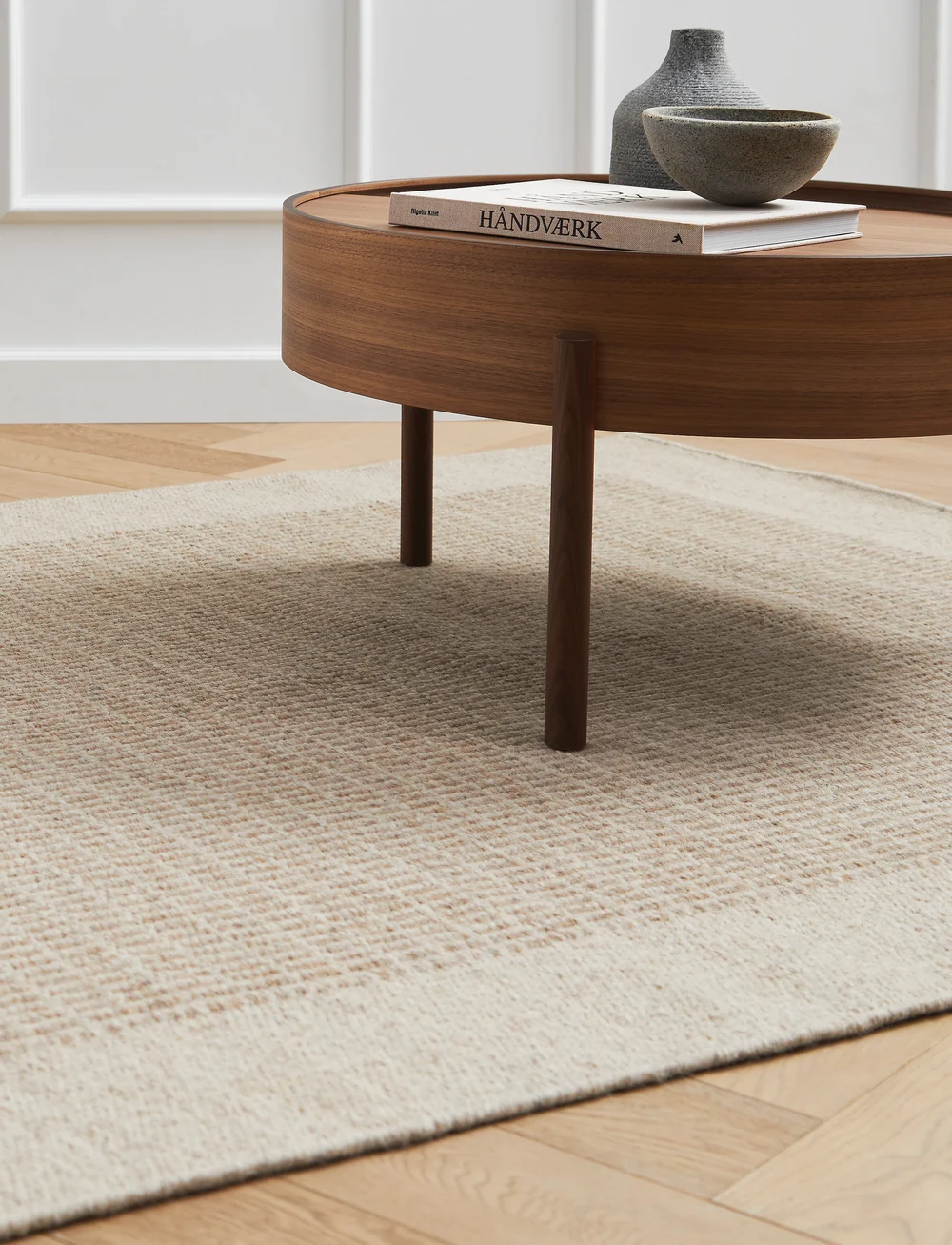 WOUD - Arc coffee table - couchtische - mat laquered walnut - 3