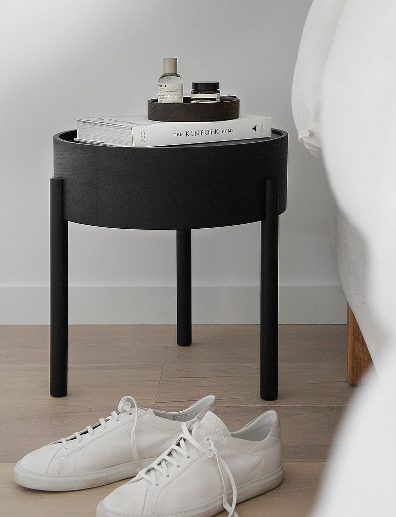 WOUD - Arc side table - küljelauad ja väikesed lauad - black painted ash - 4