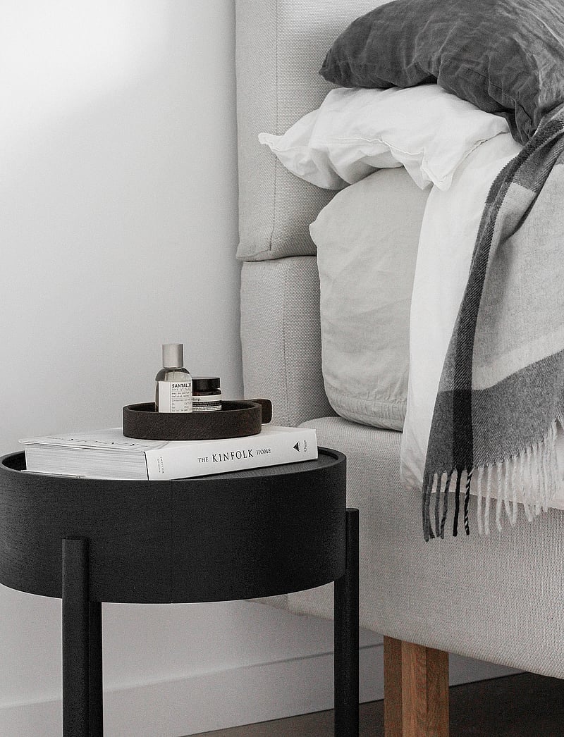 WOUD - Arc side table - küljelauad ja väikesed lauad - black painted ash - 5