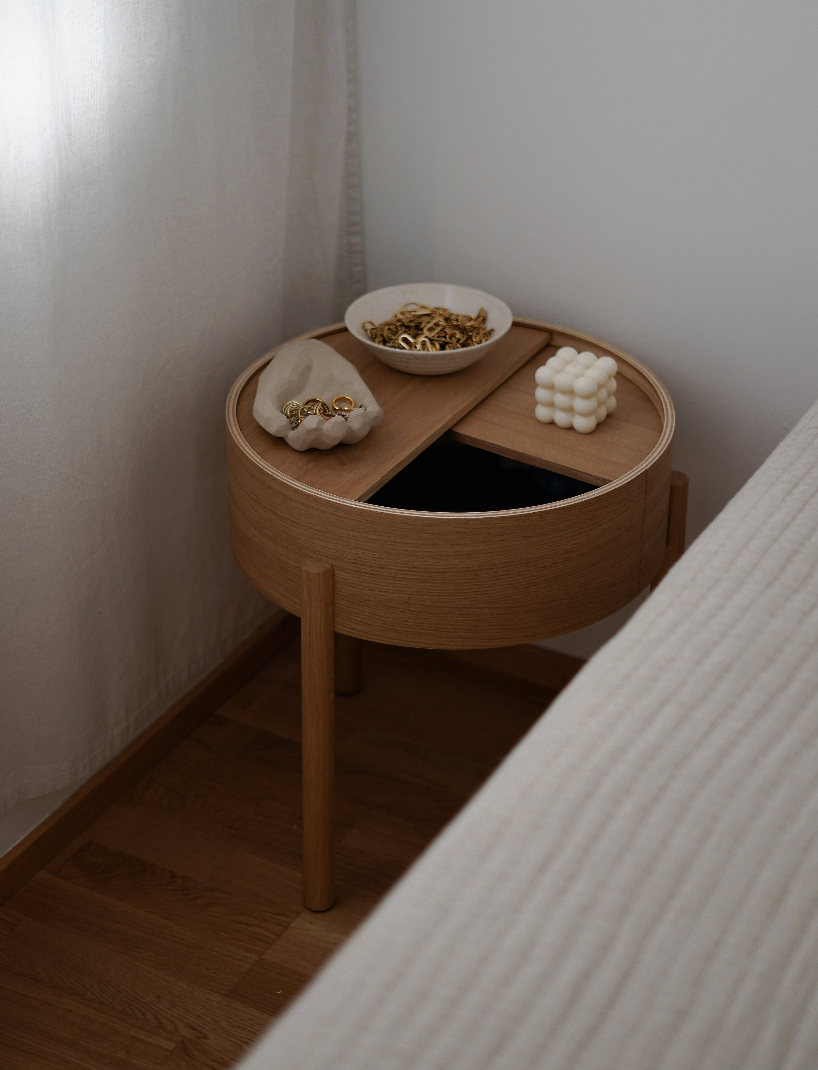 WOUD Arc Side Table, One Size, Tables, Braun - Tables & Small Homeware