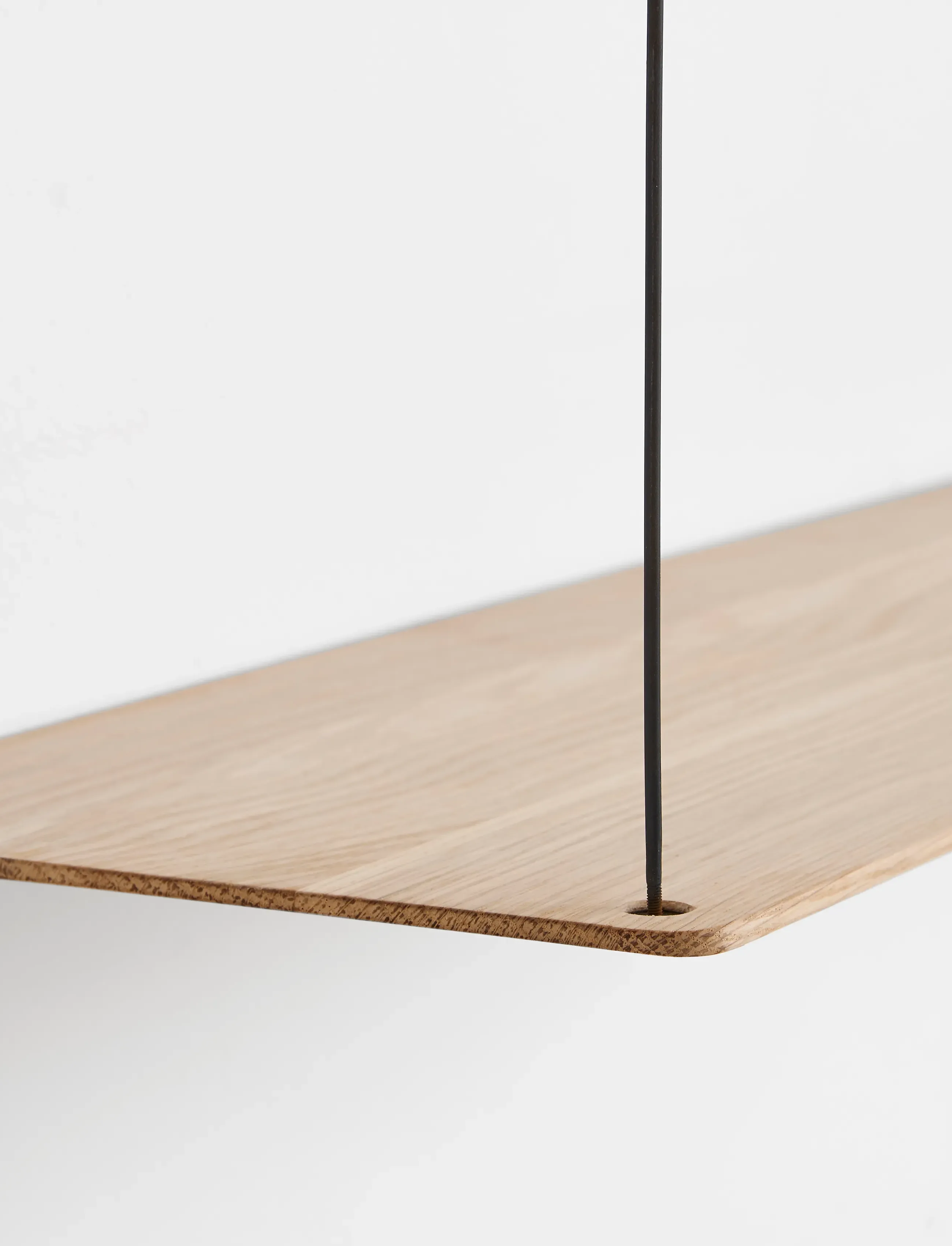 WOUD - Stedge shelf - regale und verwahrung - white pigmented lacquered oak - 3