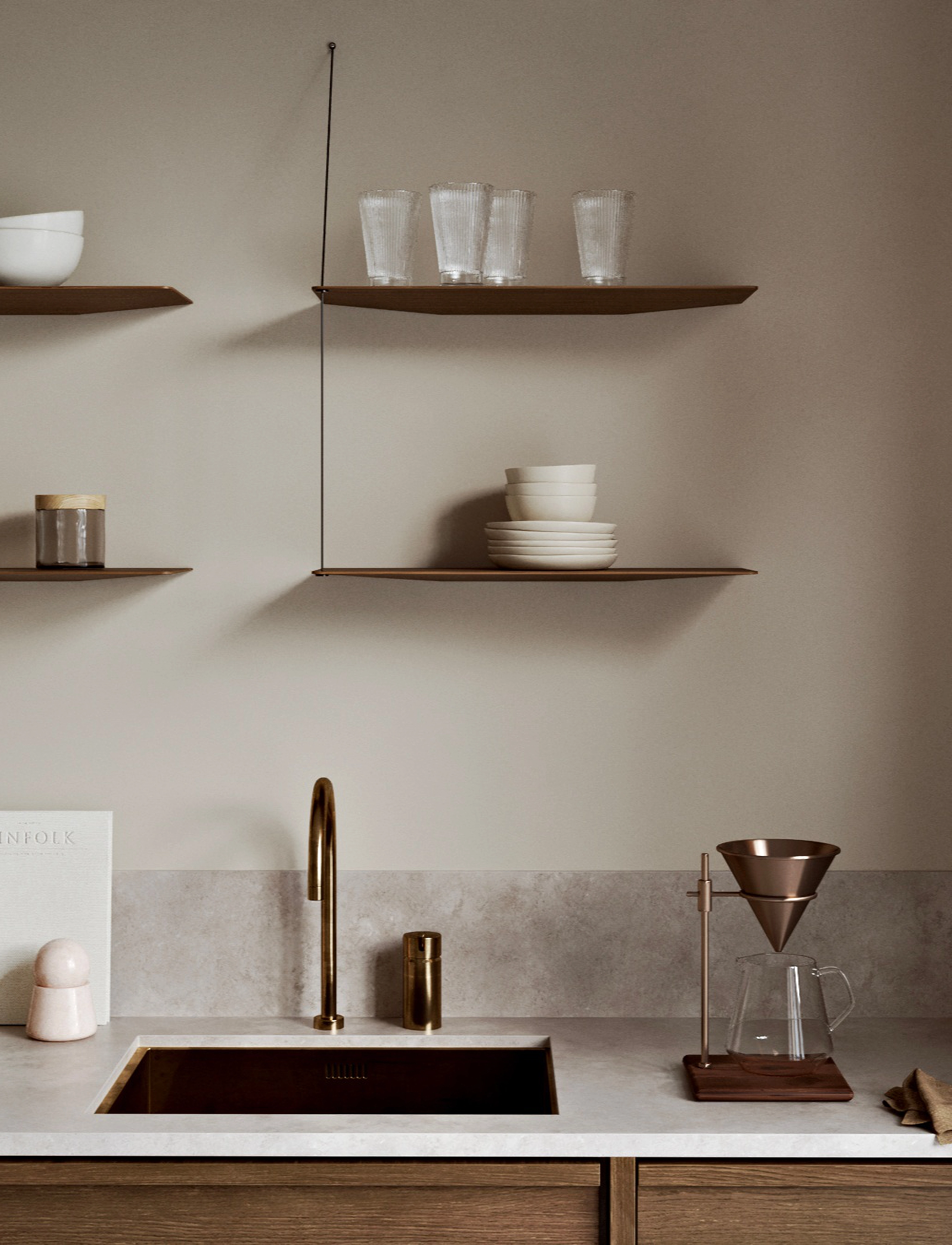 WOUD - Stedge shelf - regale und verwahrung - smoked oak - 0