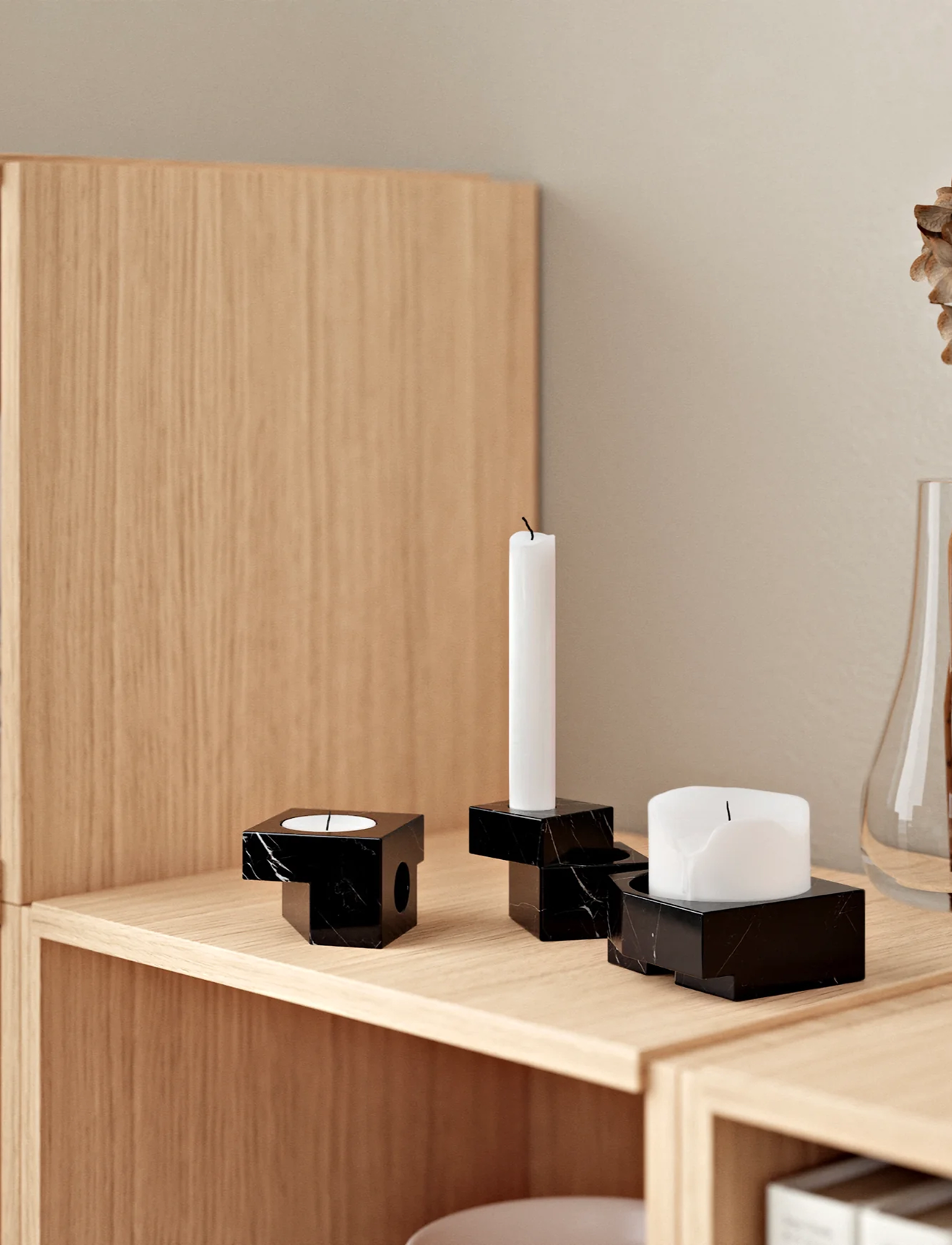 WOUD Jeu De Dés 3 Candle Holder, One Size, Candlesticks & Lanterns, Schwarz - Tealight Holders, Homeware