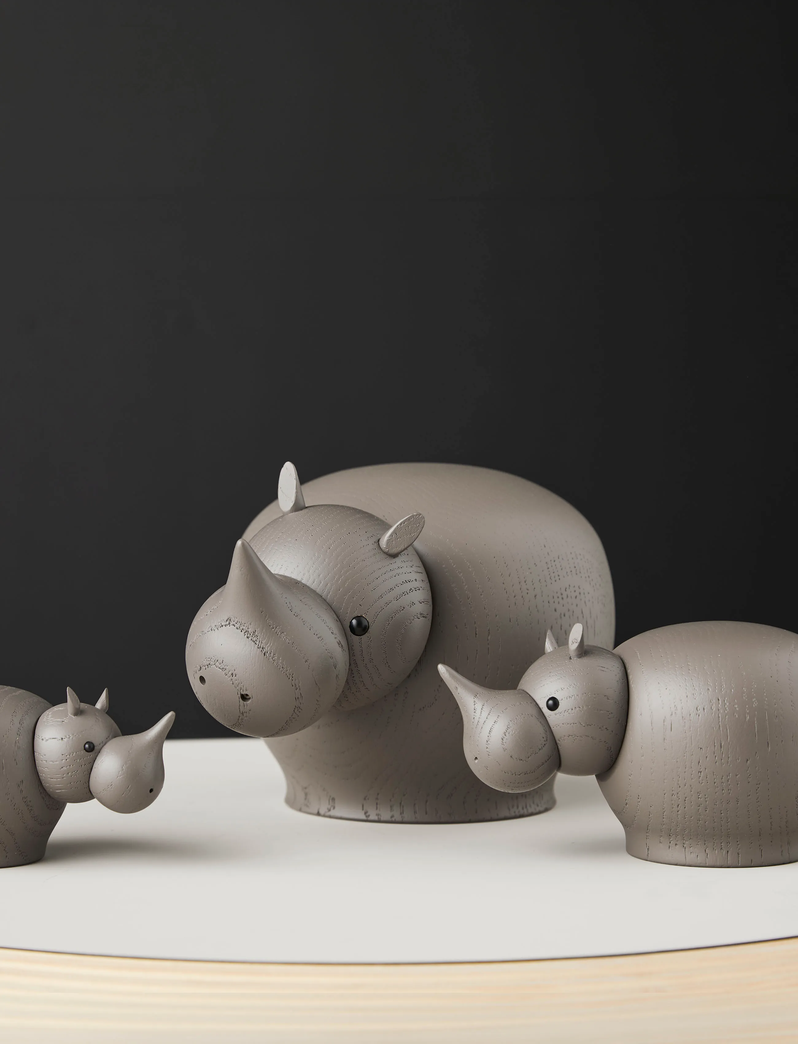 WOUD Rina Rhinoceros (Medium), One Size, Decorative Accessories-details, Grau - Wooden Figures, Homeware