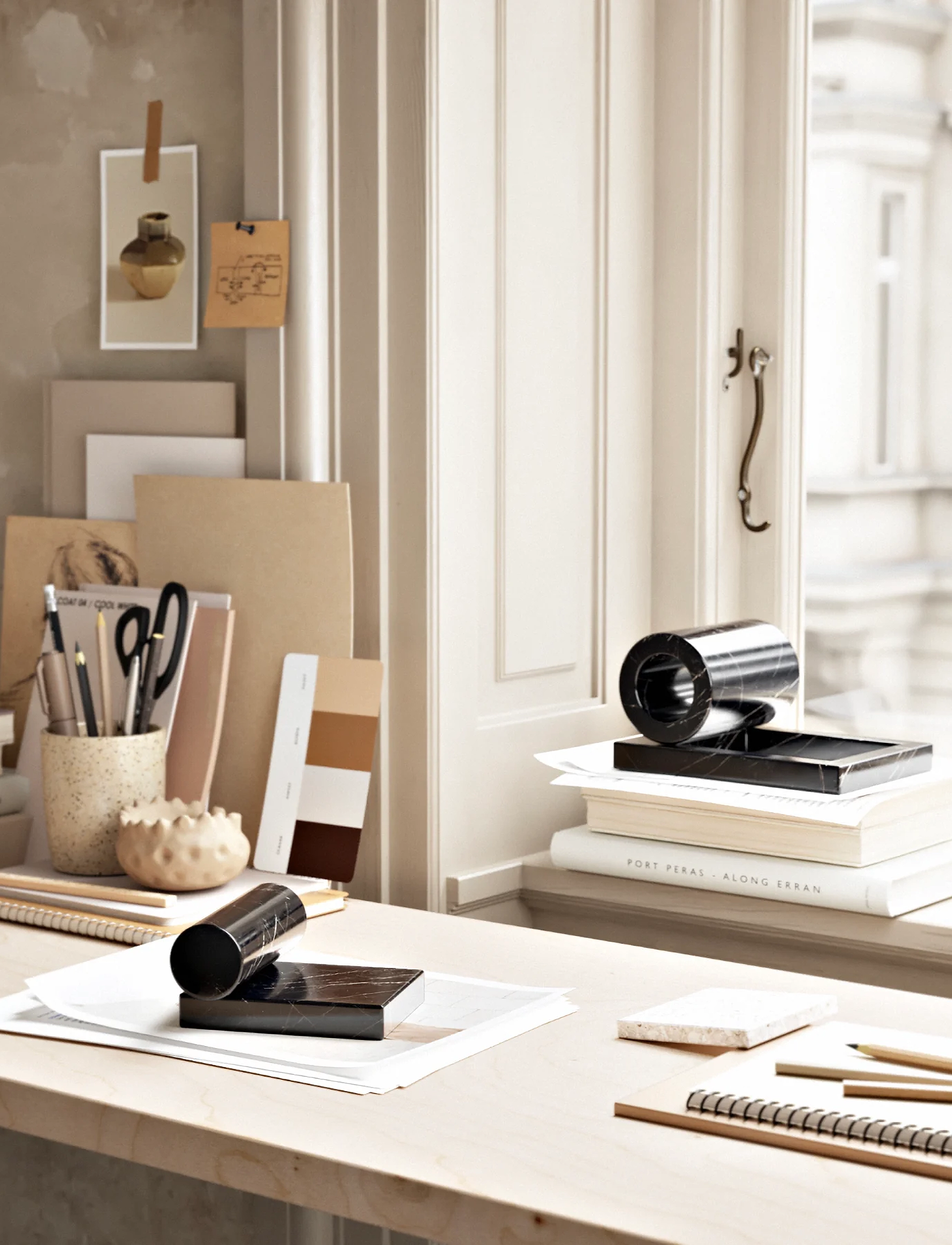 WOUD Booknd, One Size, Decoration, Schwarz - Bookends, Homeware