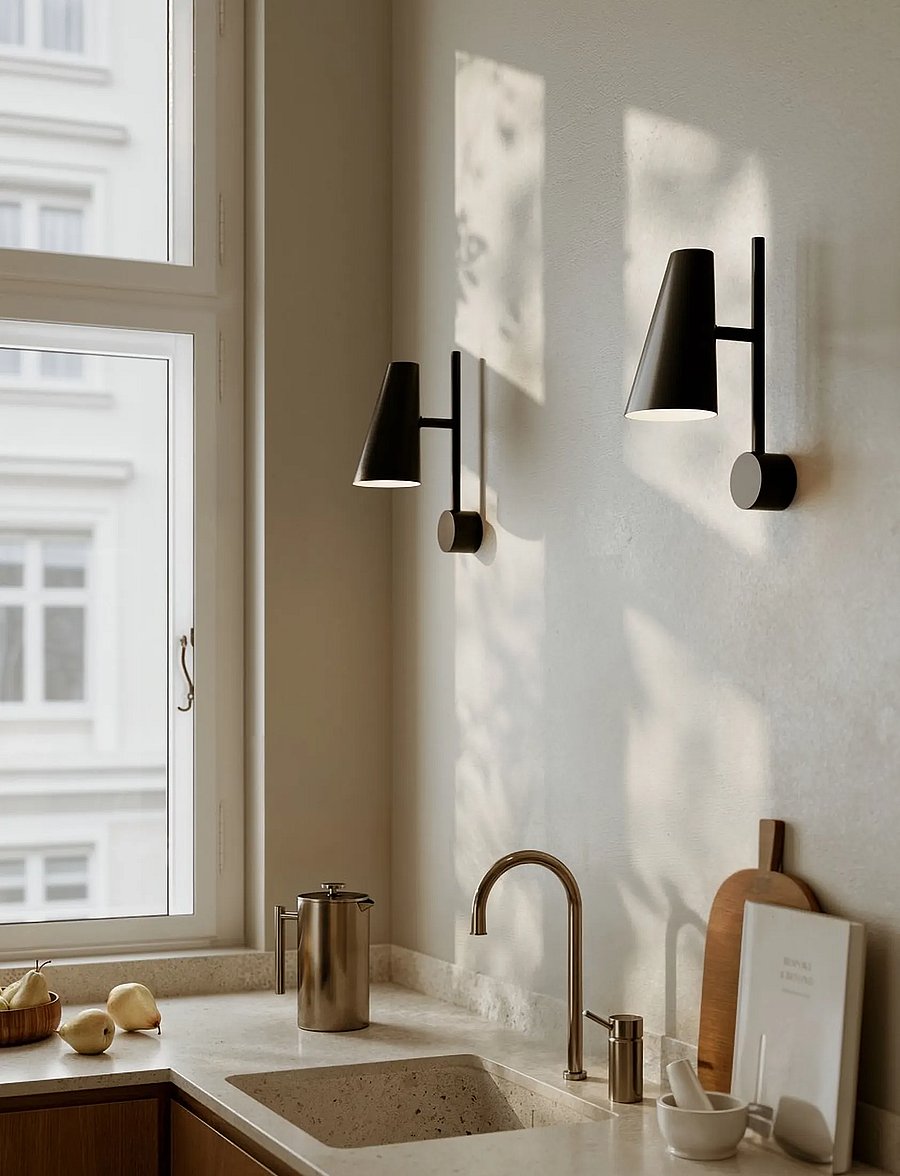 WOUD - Cono wall lamp - seinalambid - black painted metal - 0