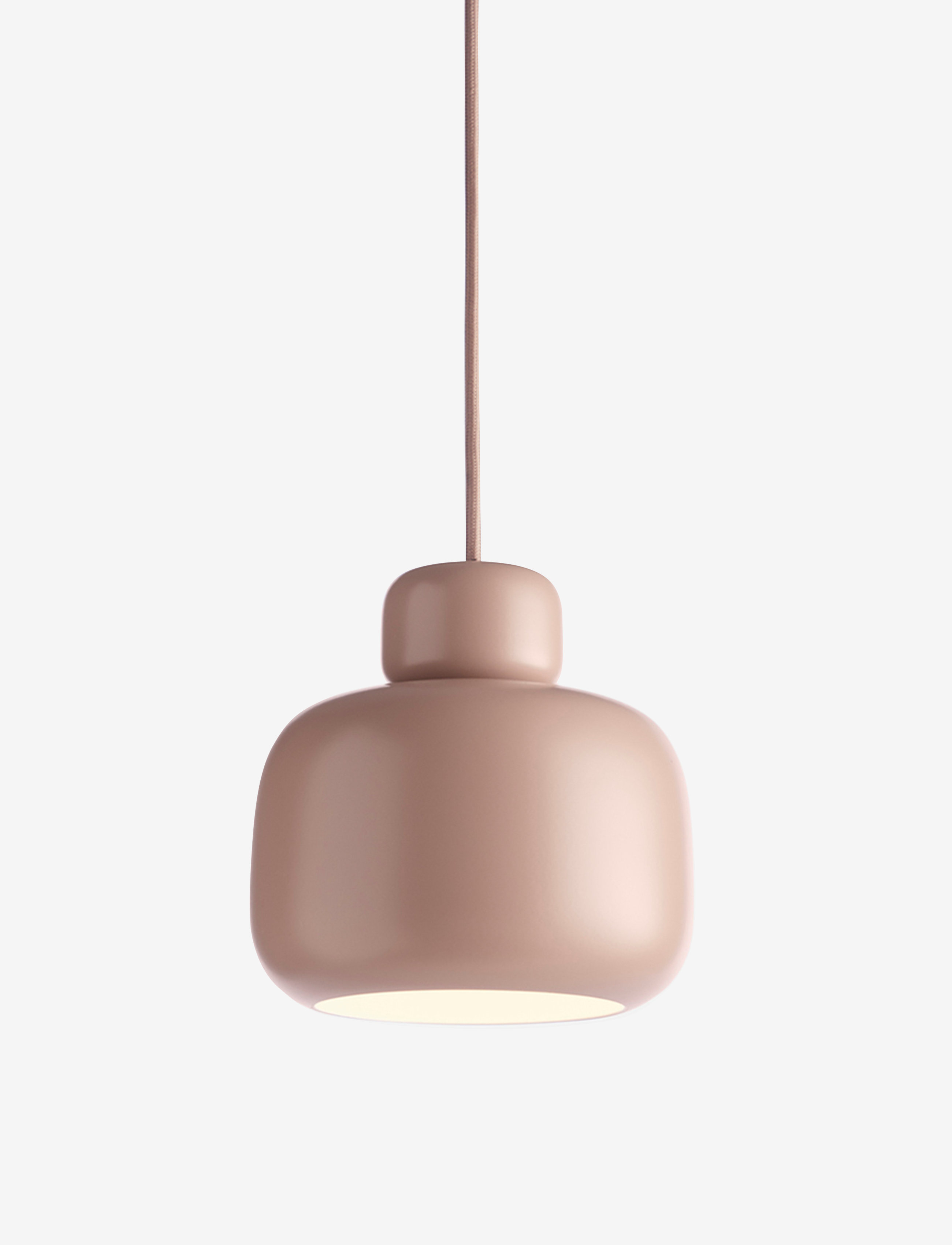DUSTY ROSE PANTONE 16-1219