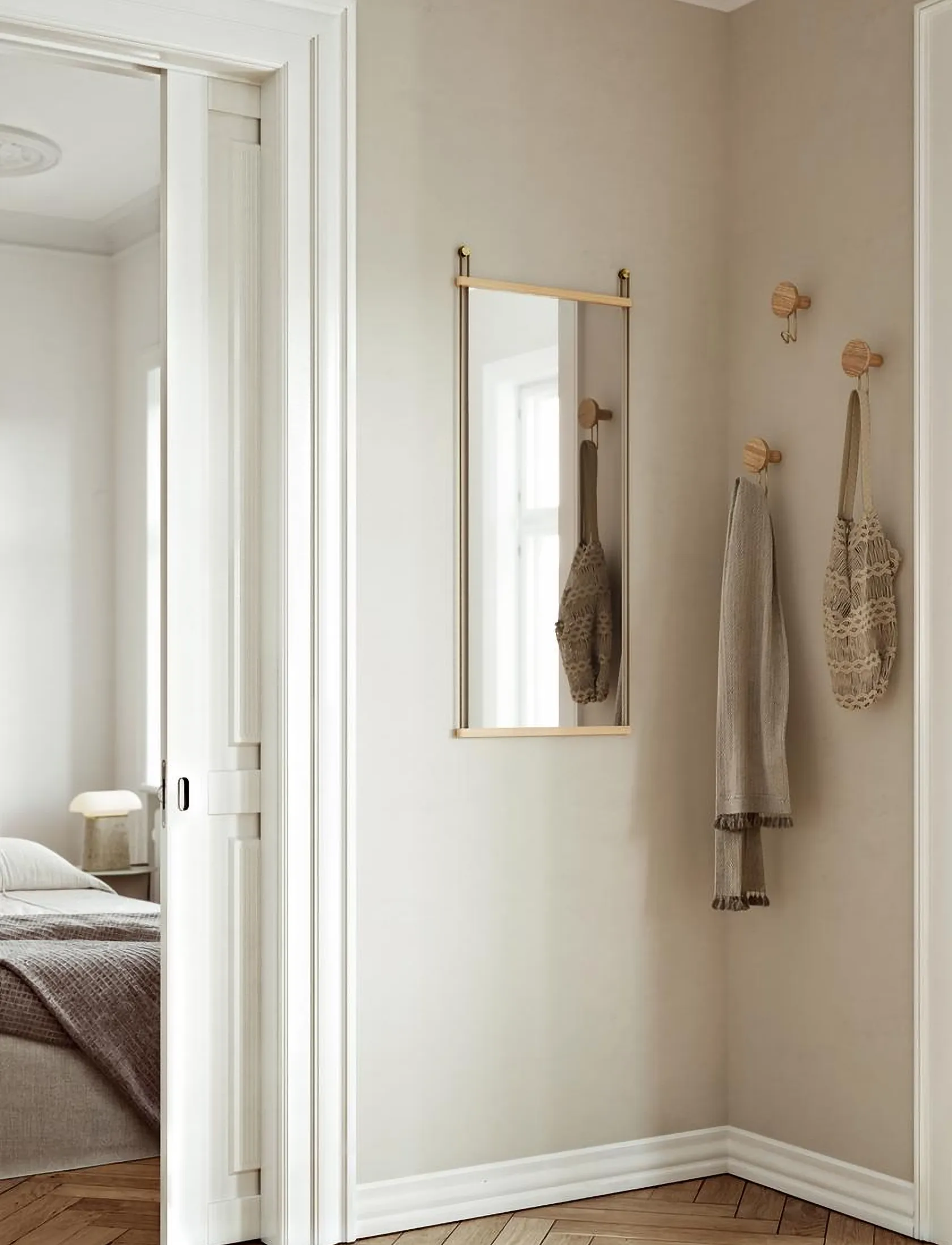 WOUD Suspended Mirror (Large), One Size, White, Spejle > Vægspejle, Unisex