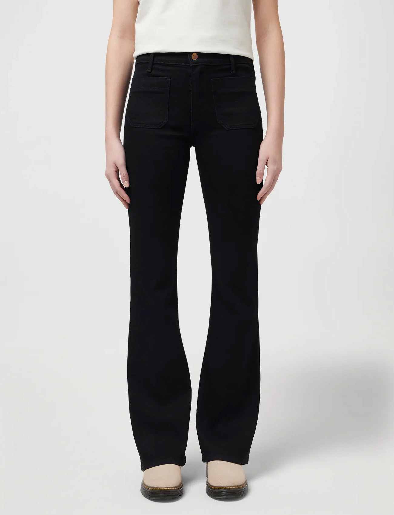 Wrangler Flare - Black - 24 x 32 2