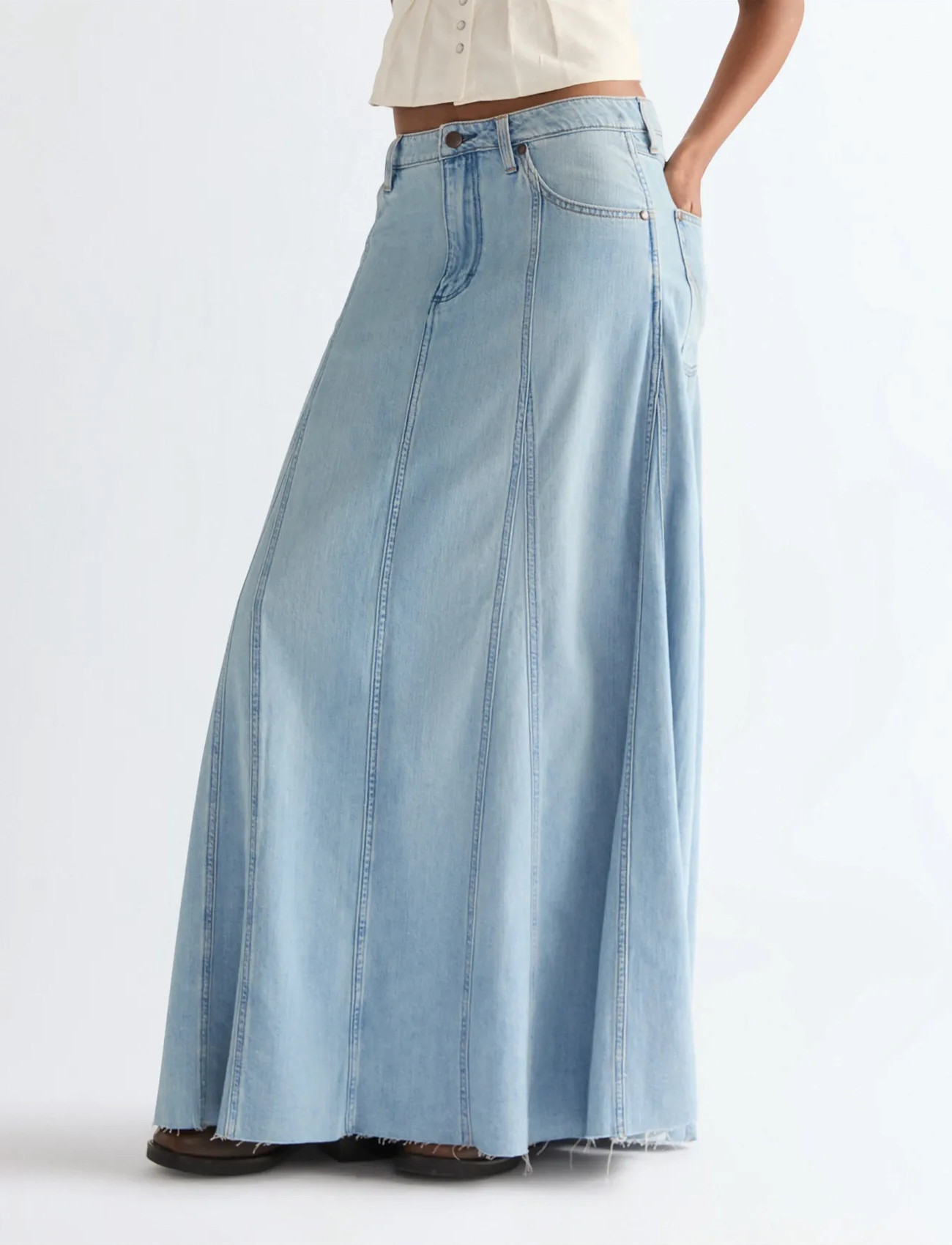 Wrangler Radiating Maxi - Blue - S x 00