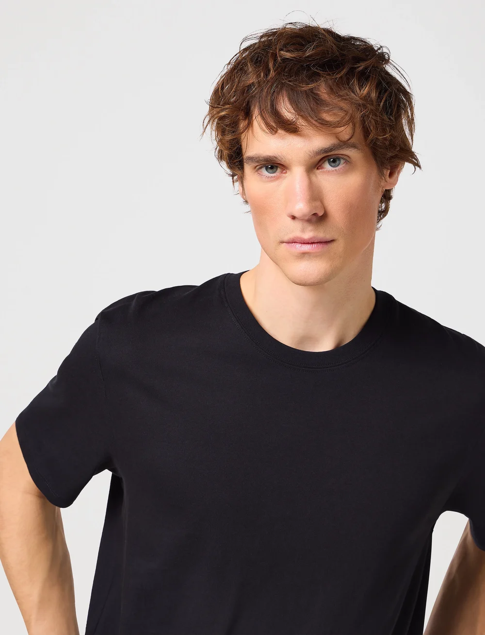 Wrangler - 2 PACK TEE - kortärmade t-shirts - black - 4