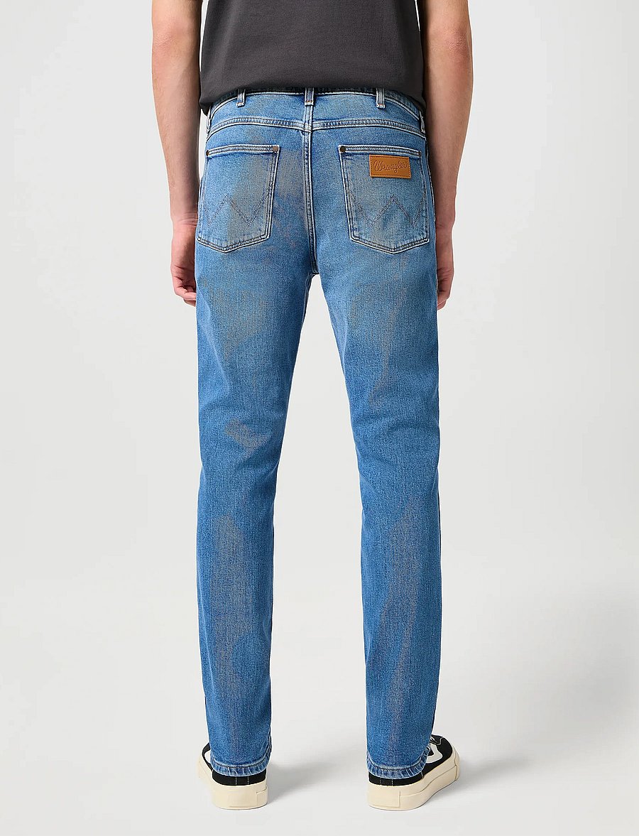 Wrangler - LARSTON - slim-fit jeans - new favorite - 4