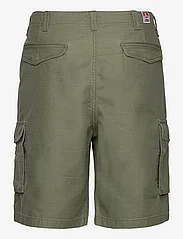 Wrangler - CASEY CARGO SHORTS - shorts - olive - 1