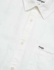 Wrangler - SS 1 PKT SHIRT - linen shirts - worn white - 3