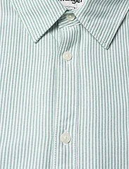 Wrangler - SS SHIRT - kurzarmhemden - green stripe oxford - 2