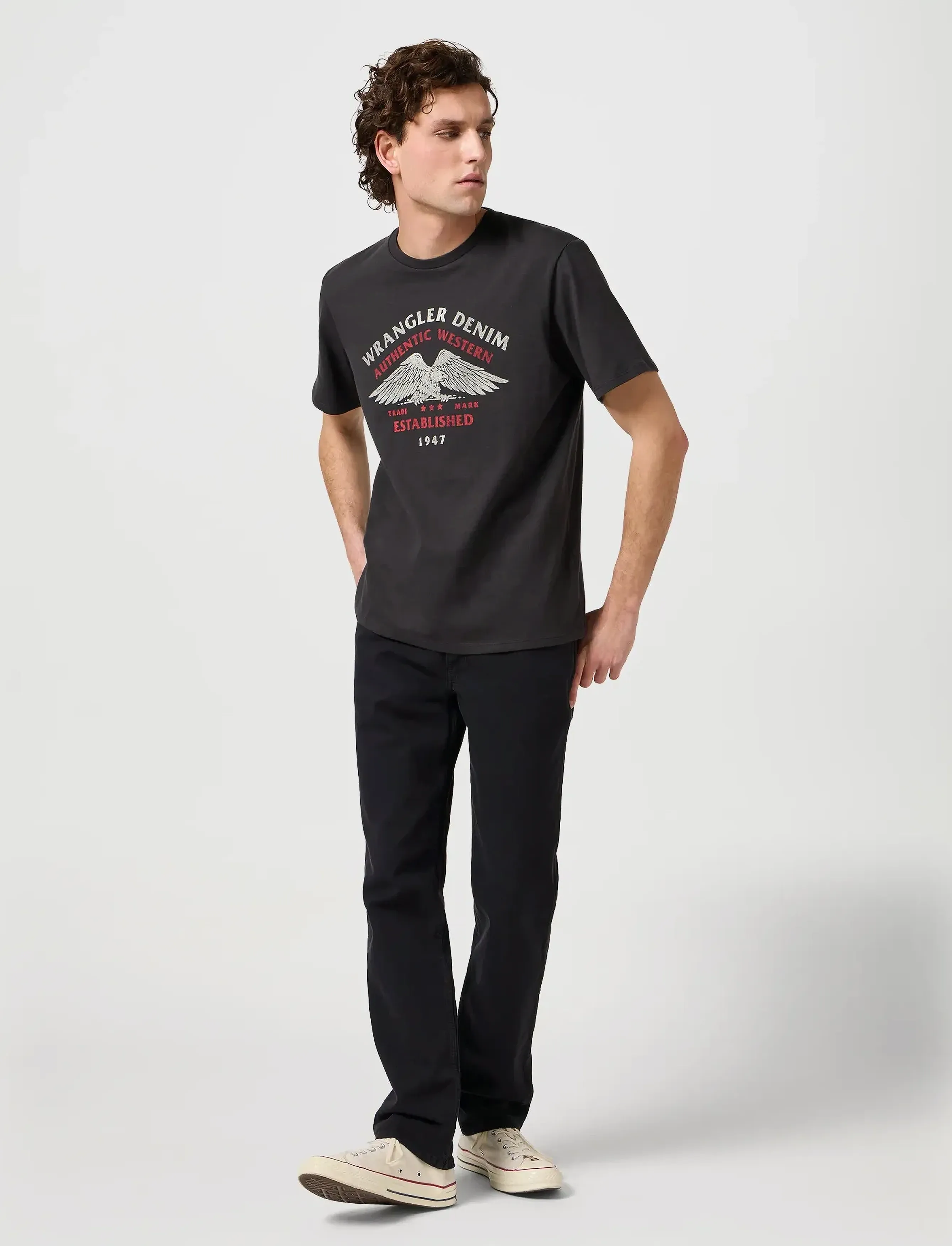 Wrangler - Americana Tee - faded black - 4