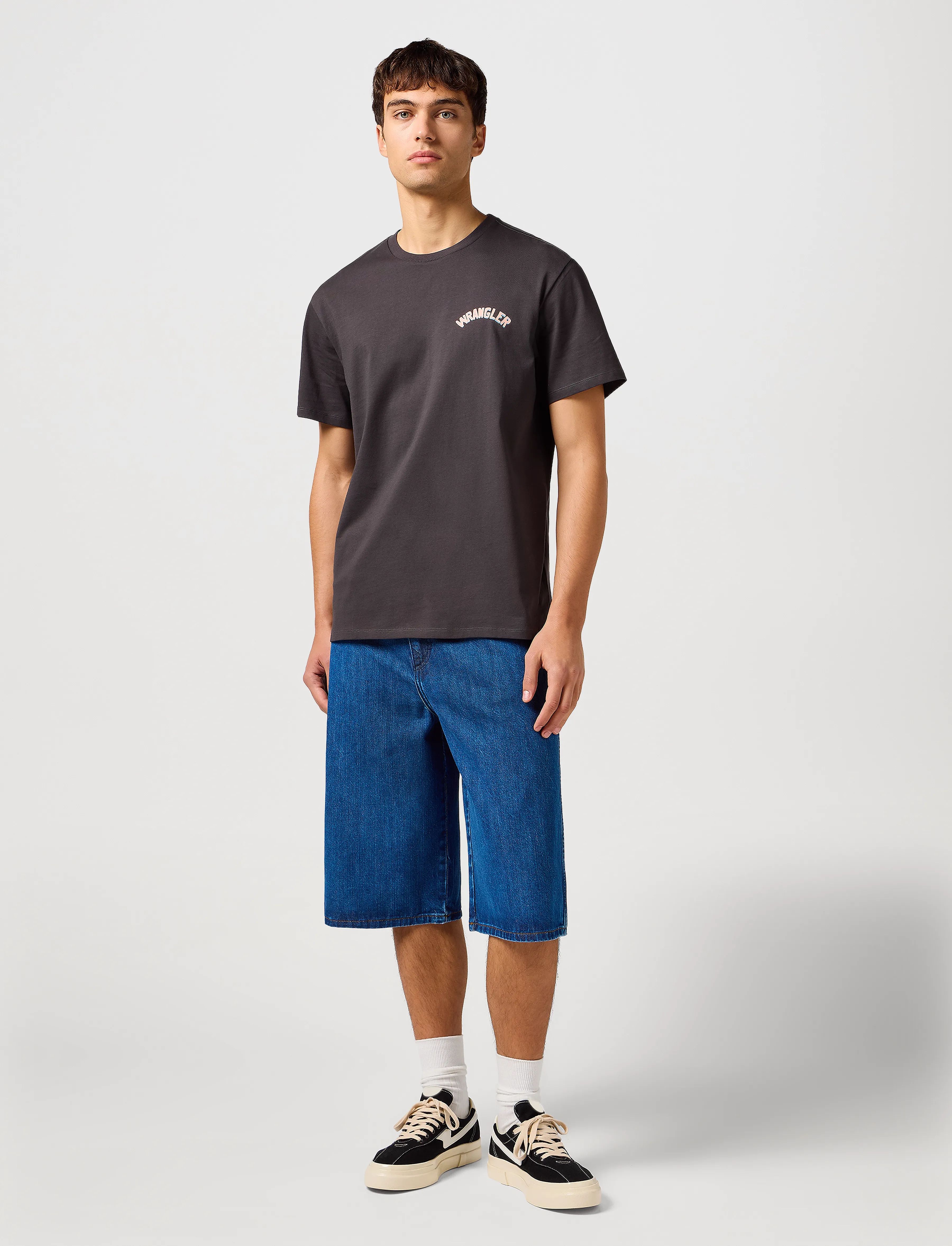 Wrangler - Jort Shorts - jorts - dark stone - 4