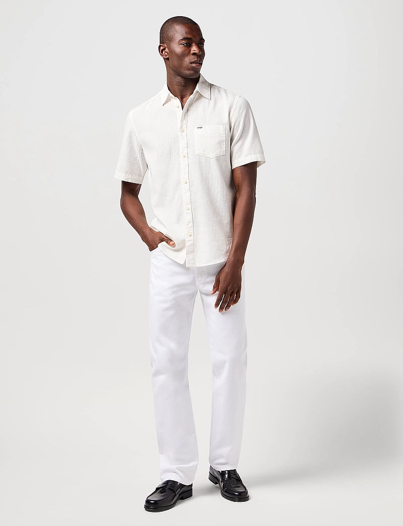 Wrangler - SS 1 PKT SHIRT - leinenhemden - white - 5