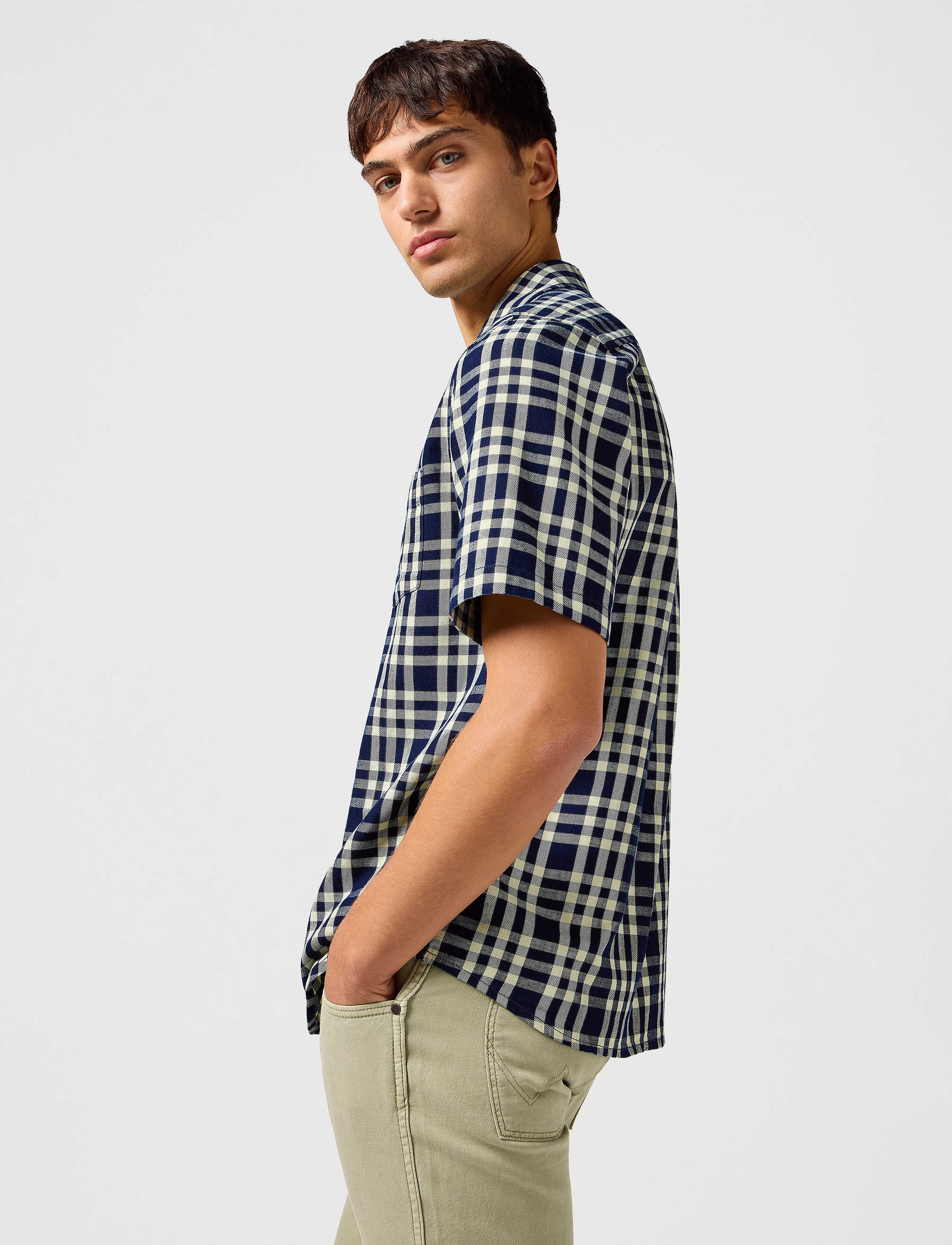 Wrangler Ss 1 Pkt Shirt - Alles anzeigen - CREPE INDIGO / black