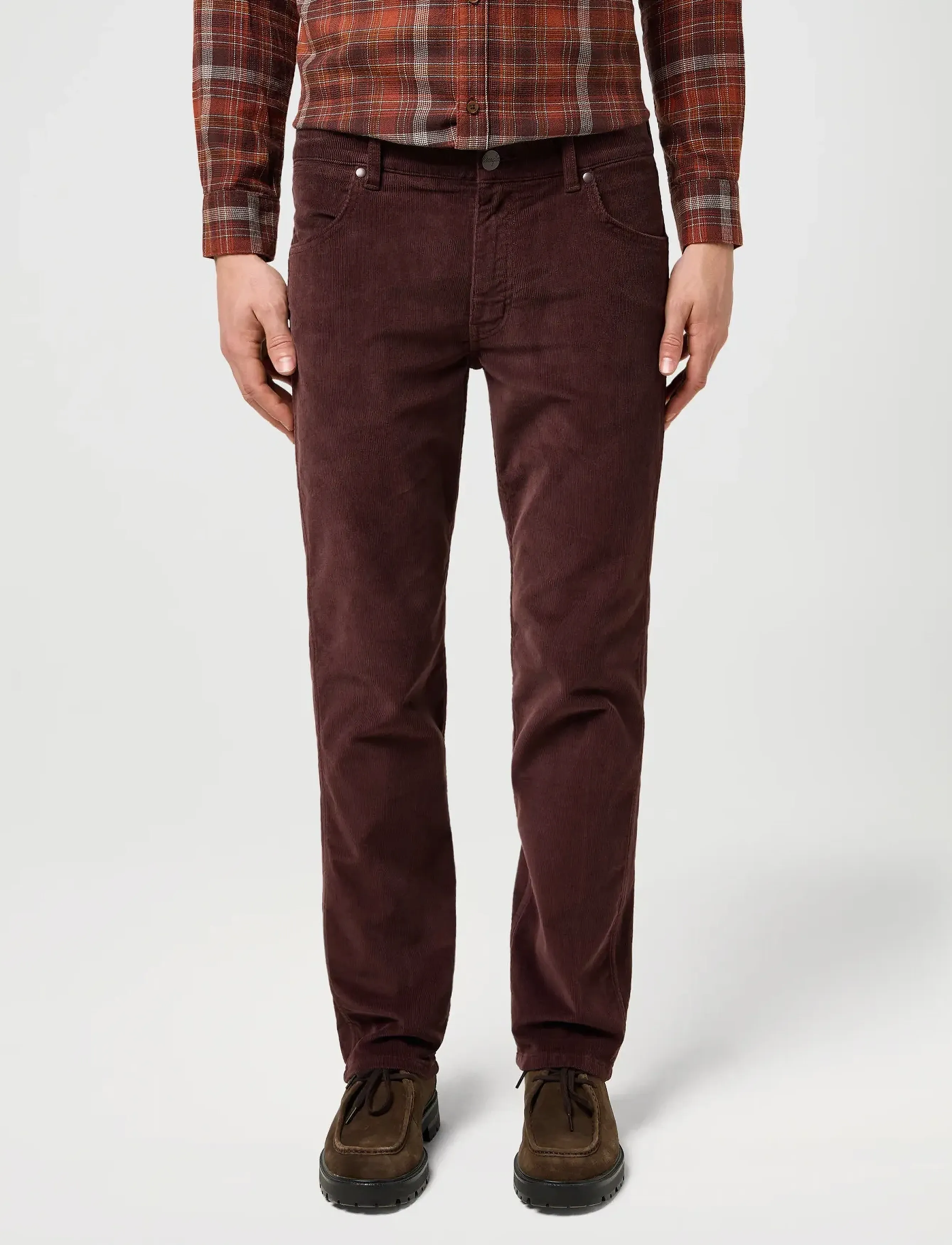 Wrangler Greensboro, 33 x 34, Brown, Jeans > Smalle, Herre