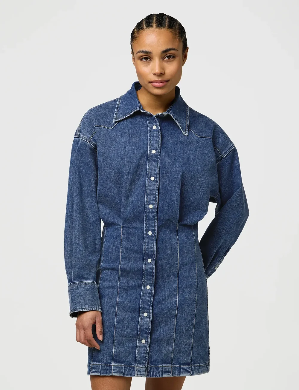 Wrangler - DARTED SKIRT DRESS - jeansklänningar - sapphire trace - 0