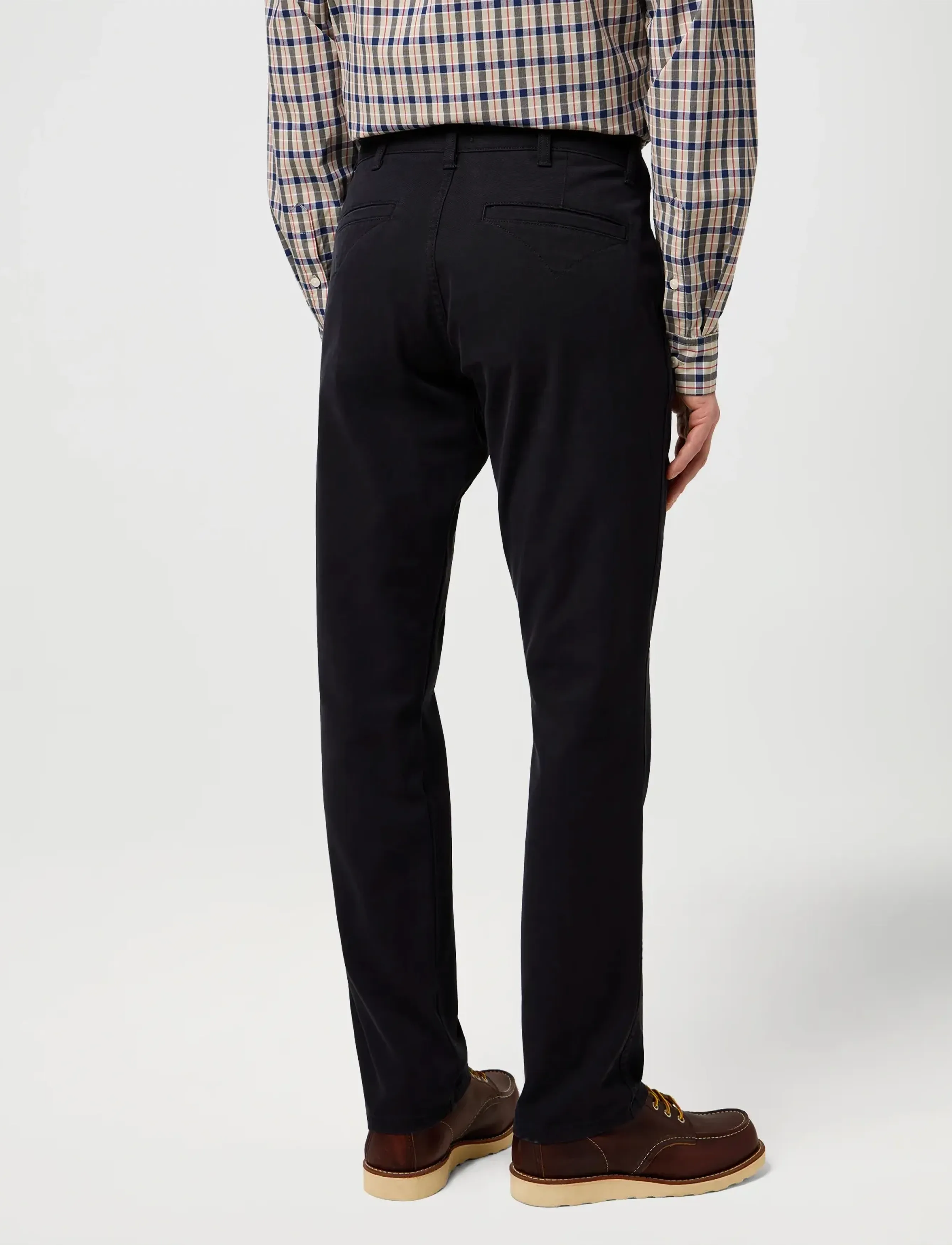 Wrangler - REGULAR CHINO - chinos - black - 3