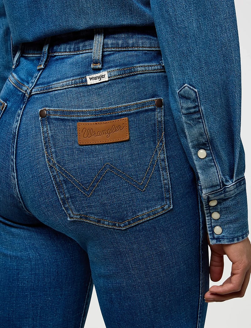 Wrangler - STRAIGHT - straight jeans - cowboy crest - 5