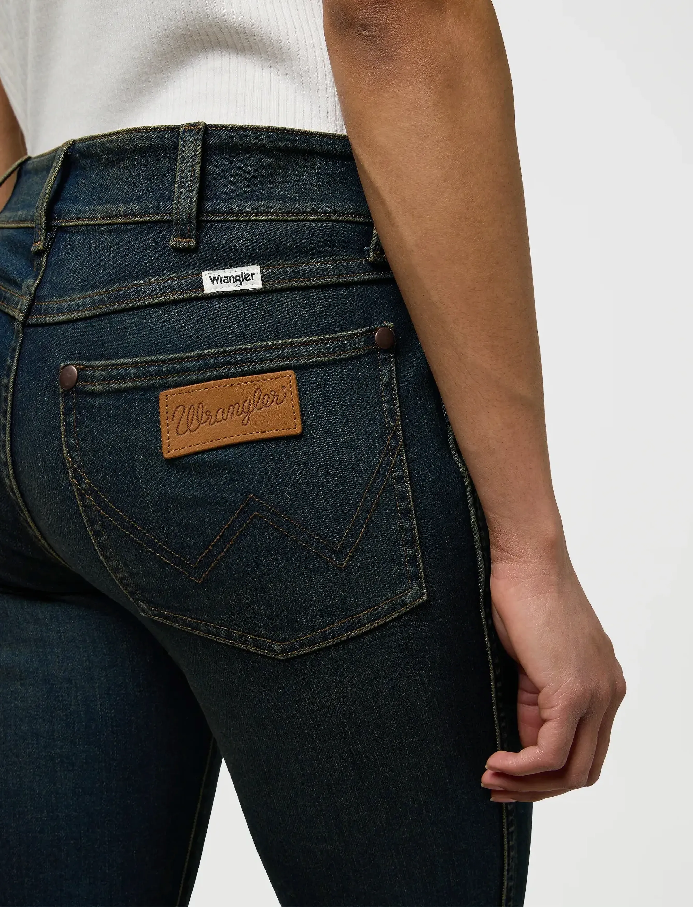 Wrangler - LOW RISE BOLD BOOT - bootcut jeans - pioneer town - 5