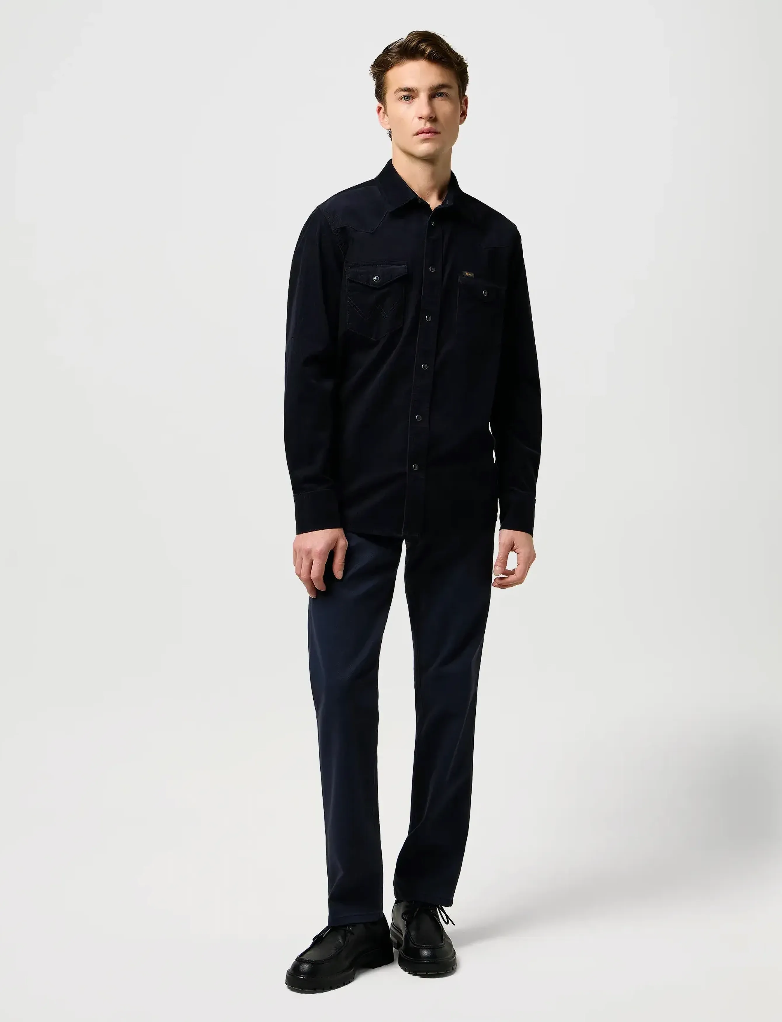 Wrangler - WESTERN CORD SHIRT - kollektioner - black - 4
