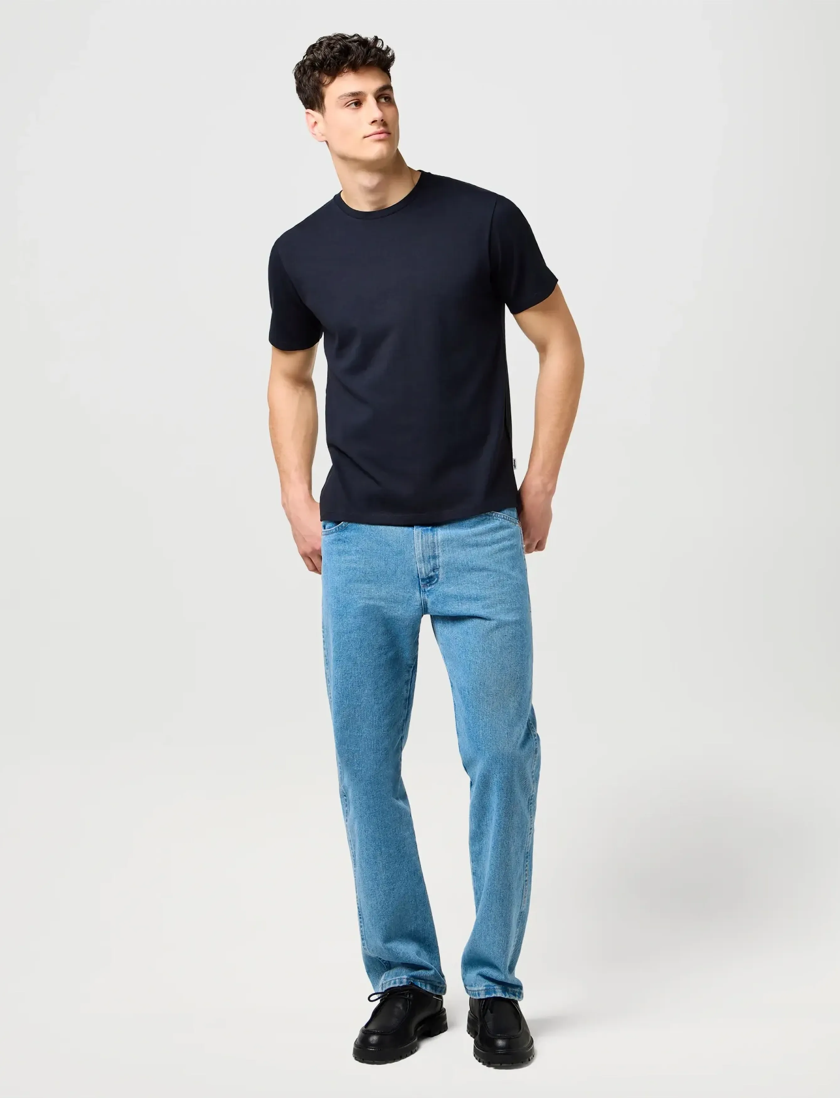 WRANGLER T-shirt marinblå / svart herr – bild 10