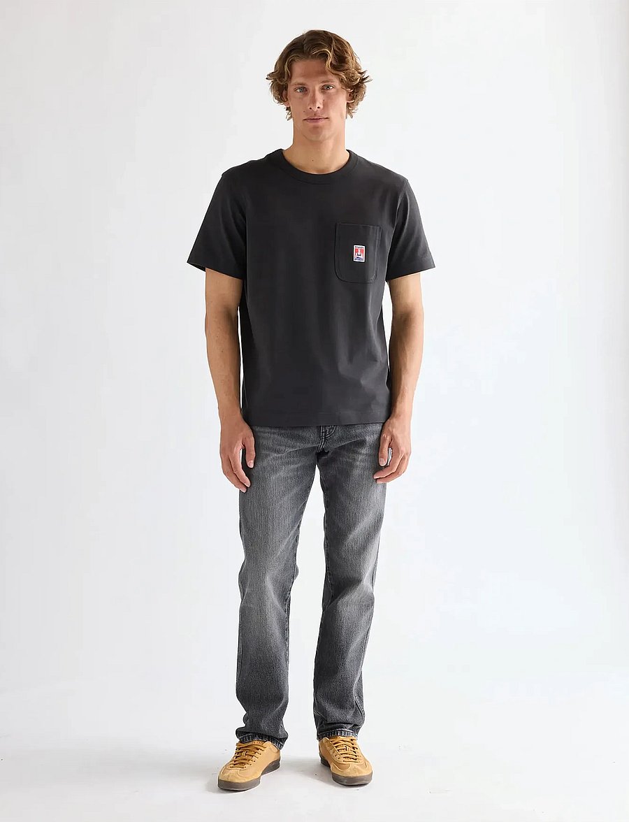 Wrangler - POCKET TEE - t-shirts à manches courtes - faded black - 4