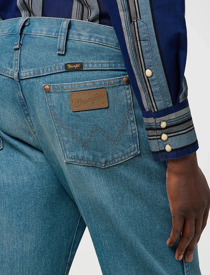 Wrangler 13mwz (WRA112371512) Regular jeans - Main Image
