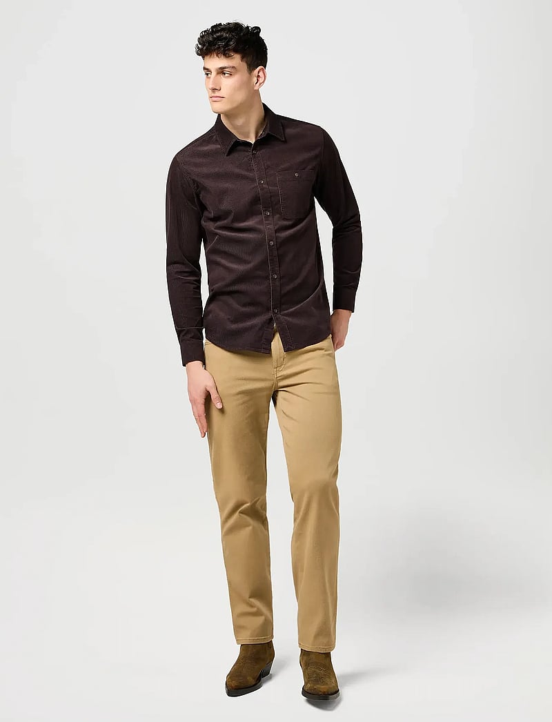 Wrangler - TEXAS - tavalised teksad - tigers eye - 4