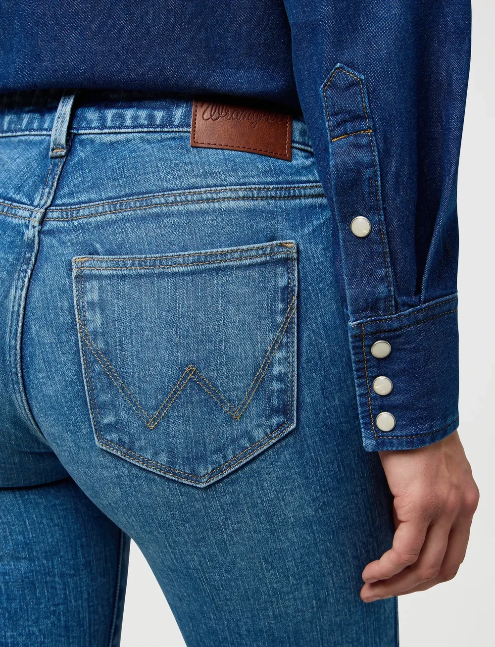 Wrangler - BOOTCUT - bootcut jeans - rustler wash - 5