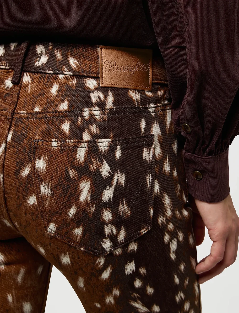 Wrangler - BOOTCUT - bootcut jeans - fawn - 5