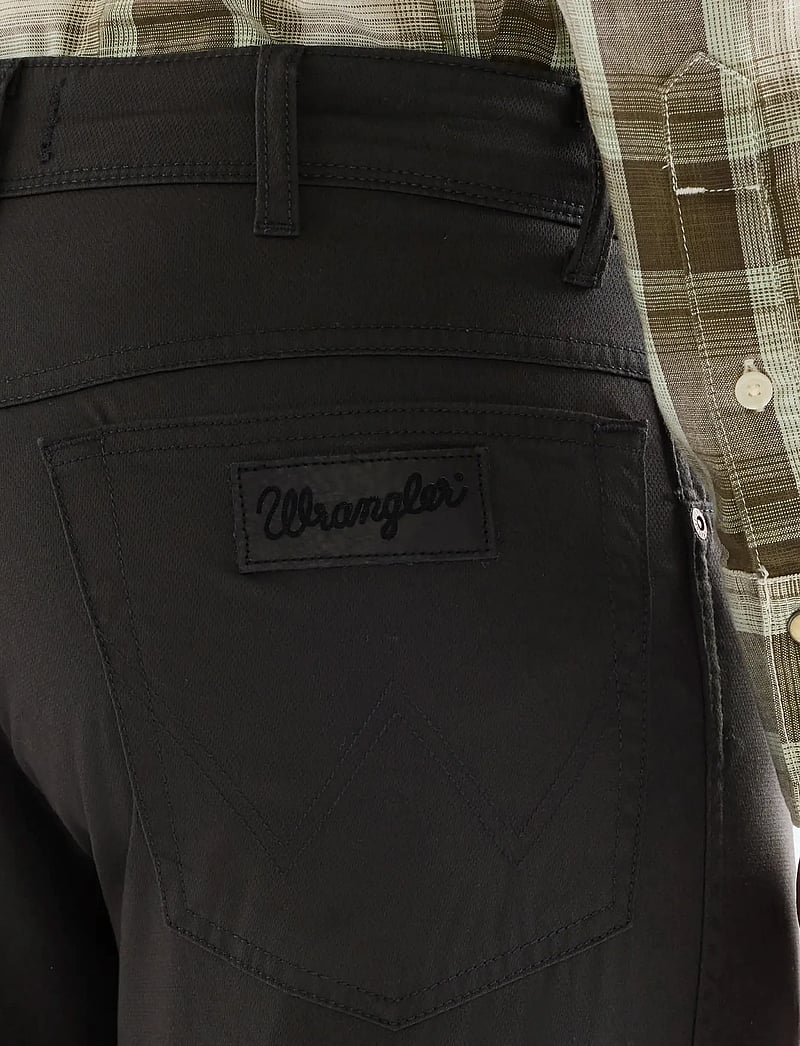Wrangler - TEXAS - chinos - faded black - 4