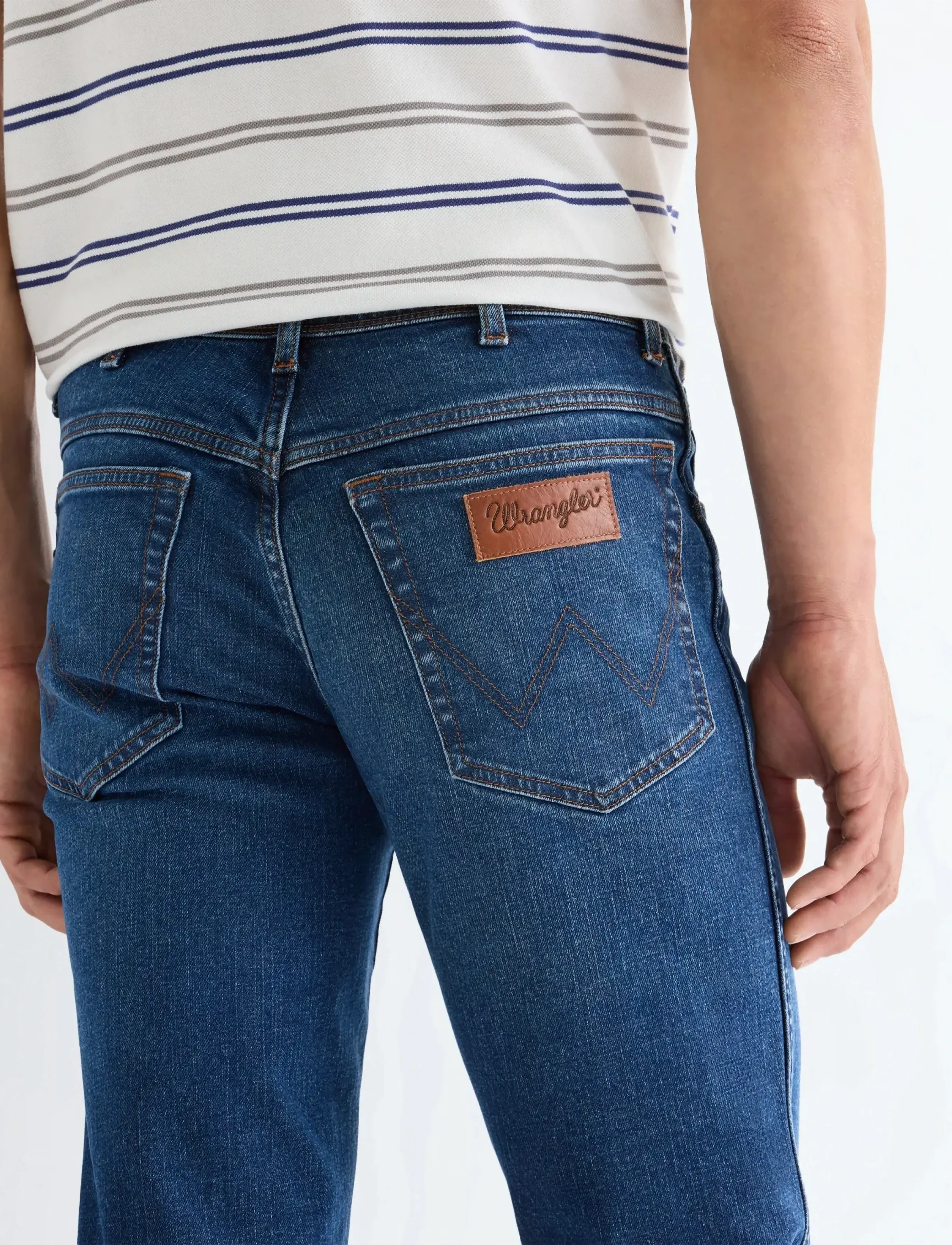 Wrangler - TEXAS - trousers & jeans - cardinal - 5